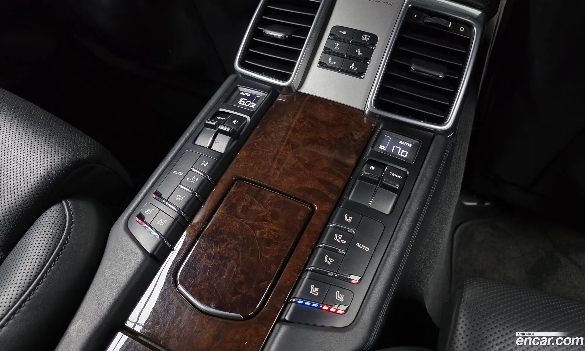 Porsche Panamera 2010 WP0AC297XAL090619 — 2