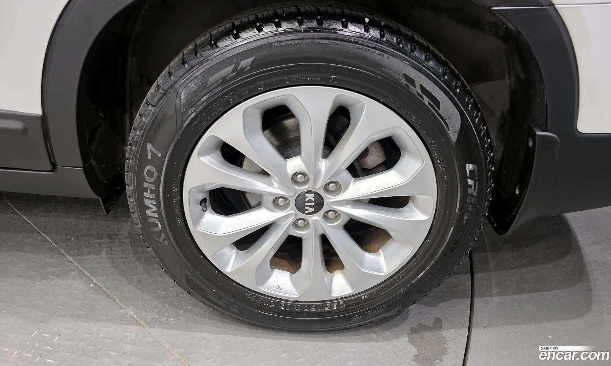 Kia Sorento R 2012 — 5