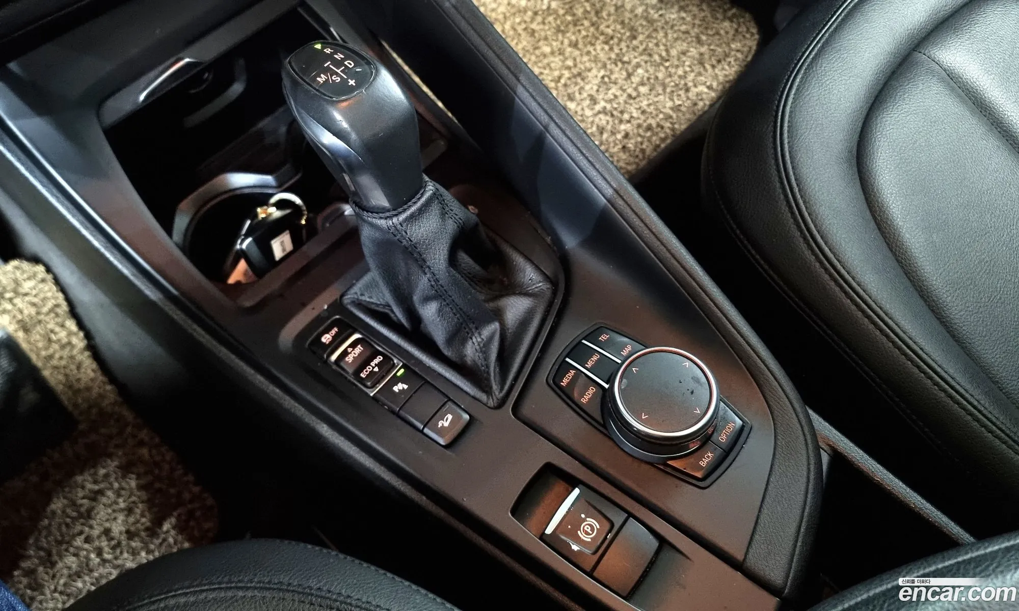 BMW X1 2017 WBAHT9100H5J04500 — 12