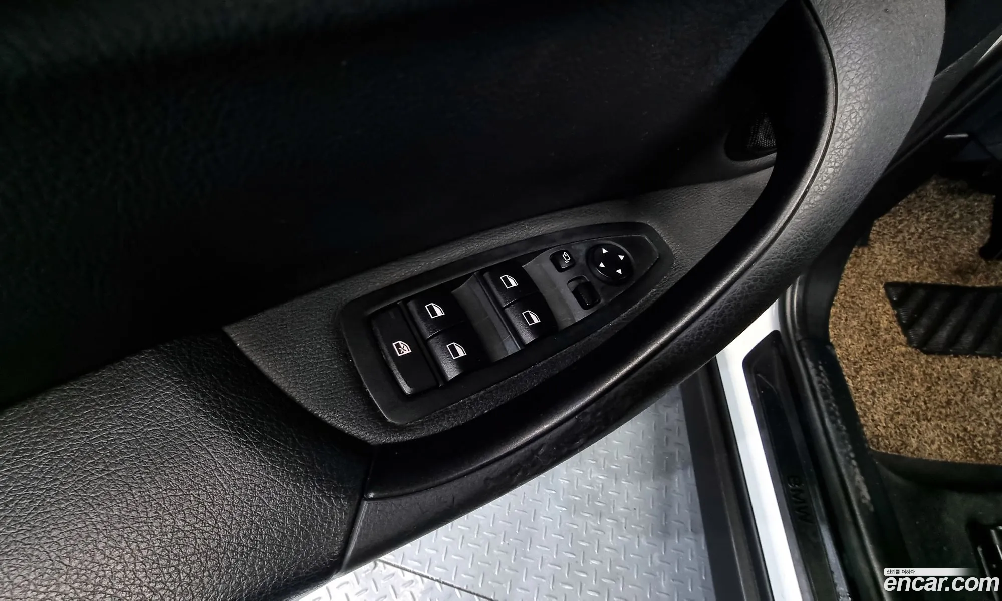 BMW X1 2017 WBAHT9100H5J04500 — 8