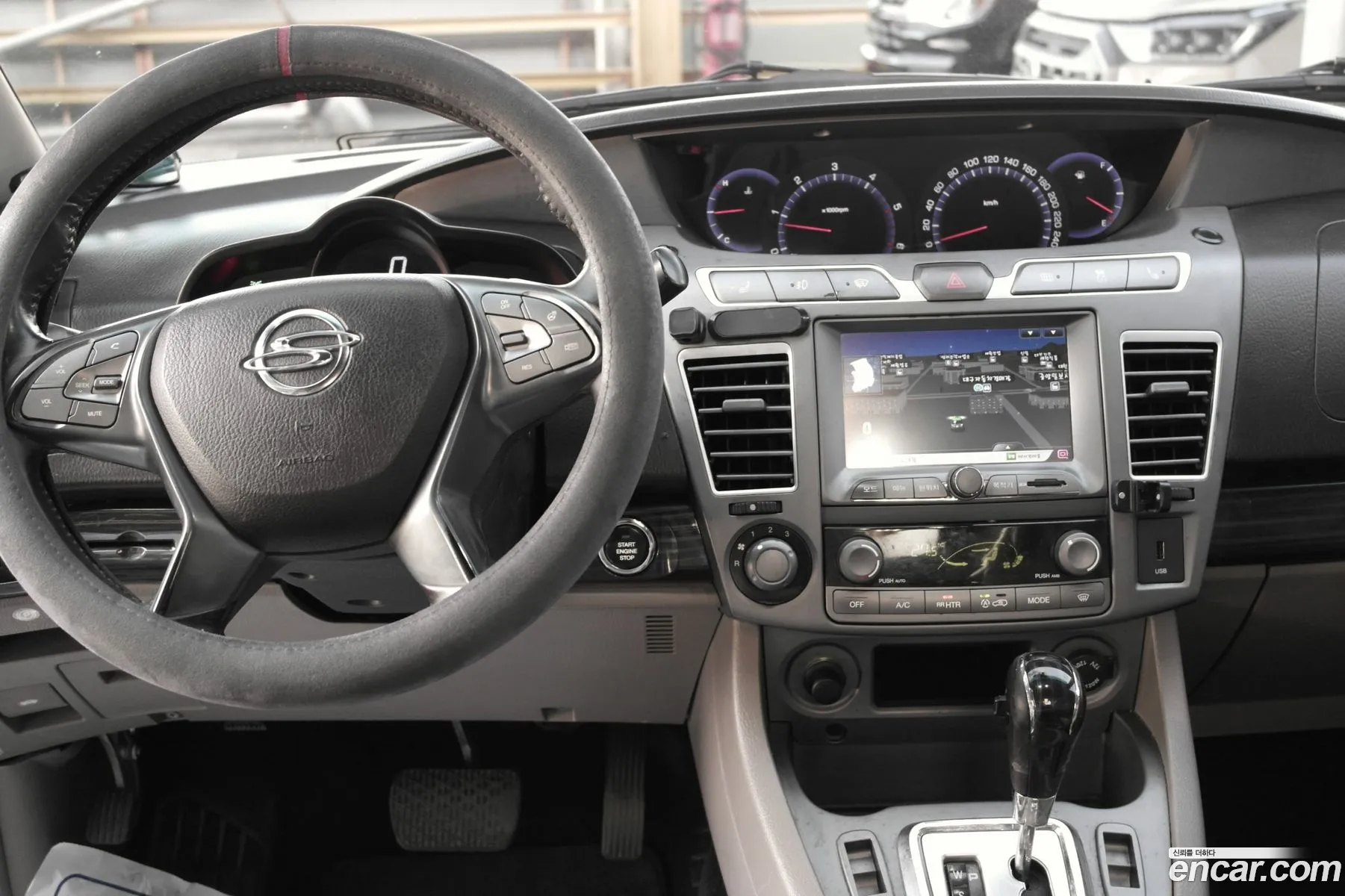 KG Mobility (SsangYong) Korando Turismo