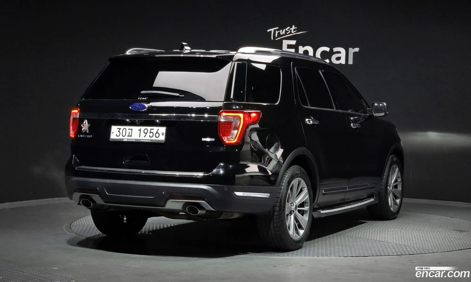 Ford Explorer 2018 1FM5K8FH4JGA48889 — 14