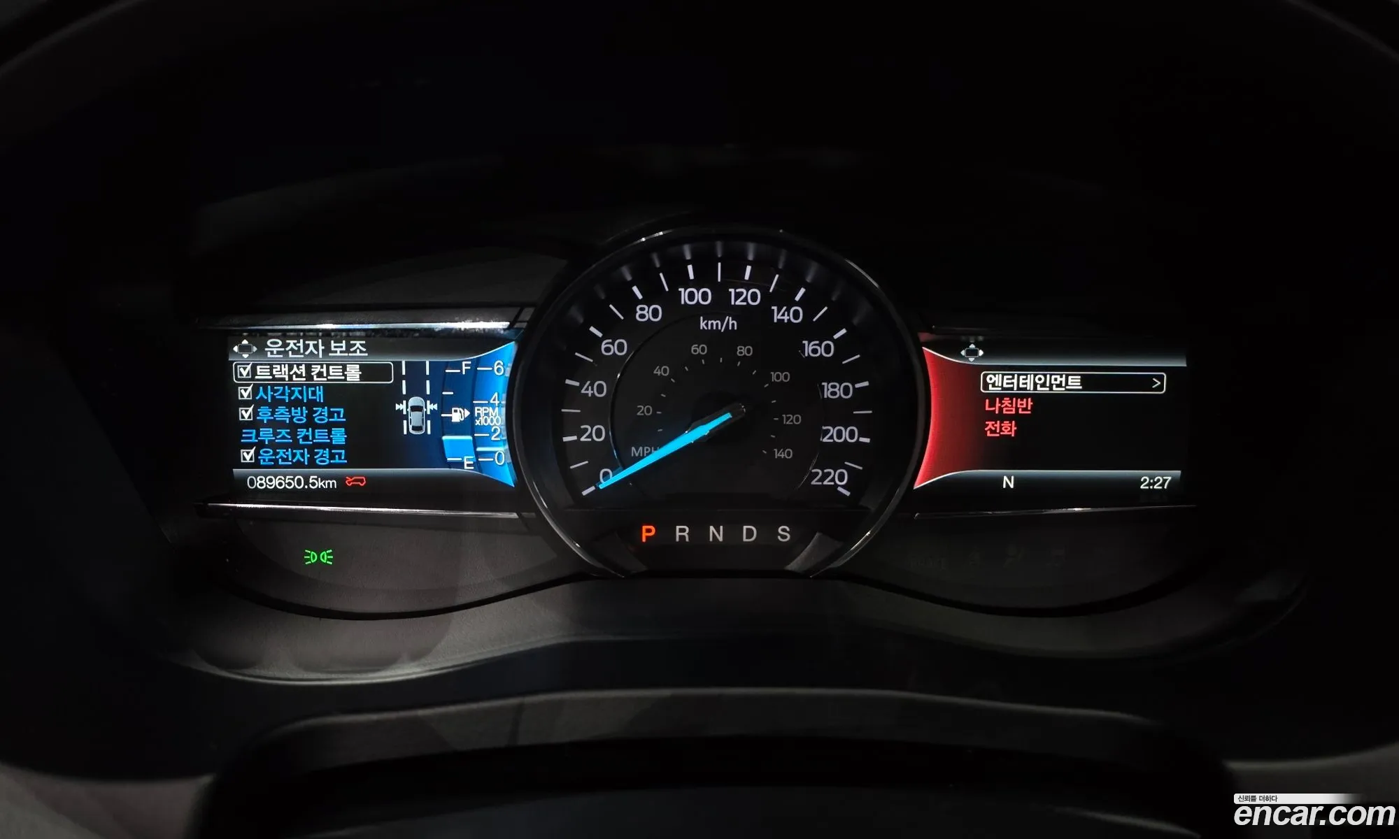Ford Explorer 2018 1FM5K8FH4JGA48889 — 4