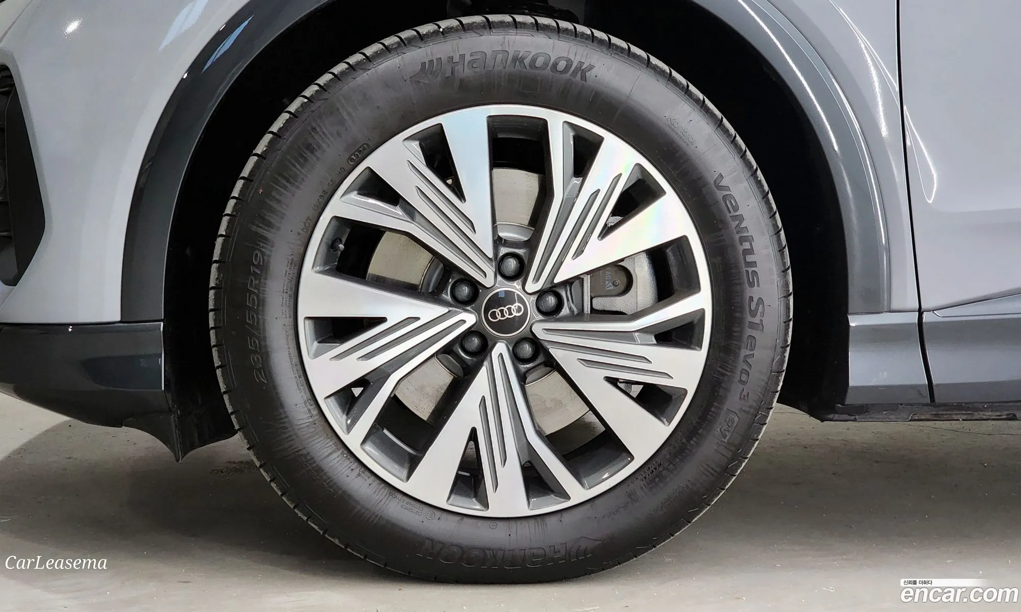 Audi Q4 e-tron 2025 — 19