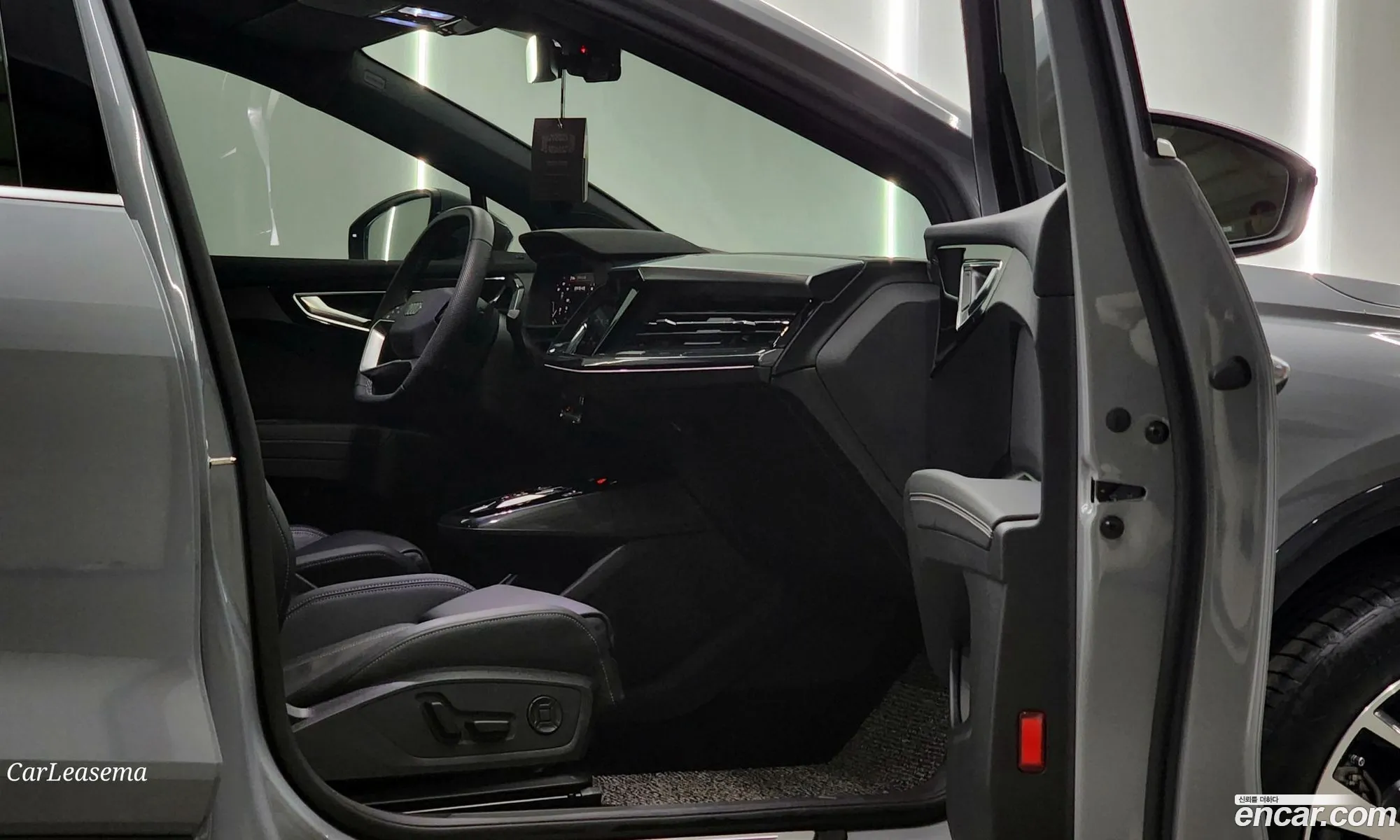 Audi Q4 e-tron 2025 — 3