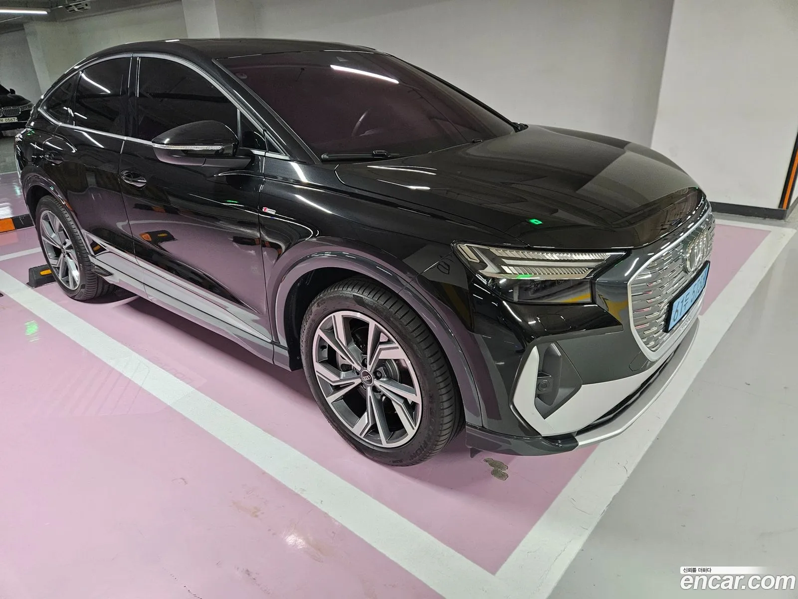 Audi Q4 e-tron 2022 — 3