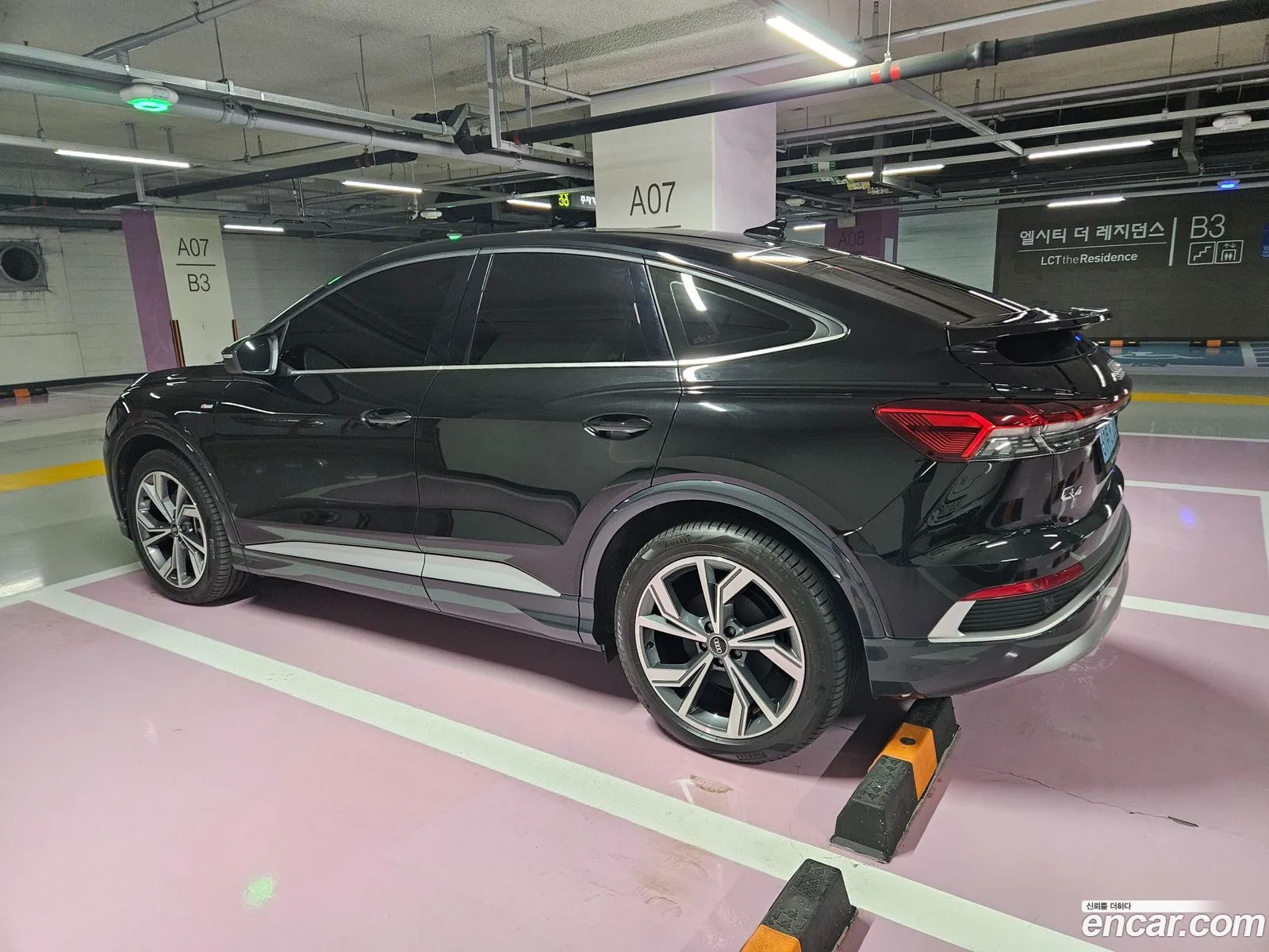 Audi Q4 e-tron 2022 — 13