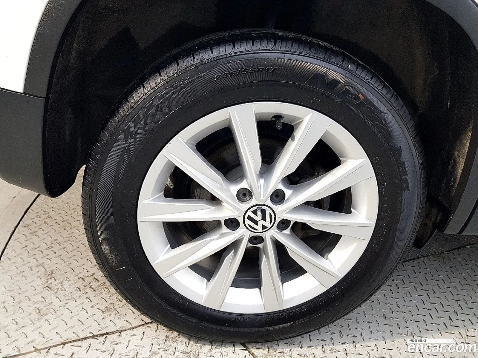 Volkswagen Tiguan 2015 — 15