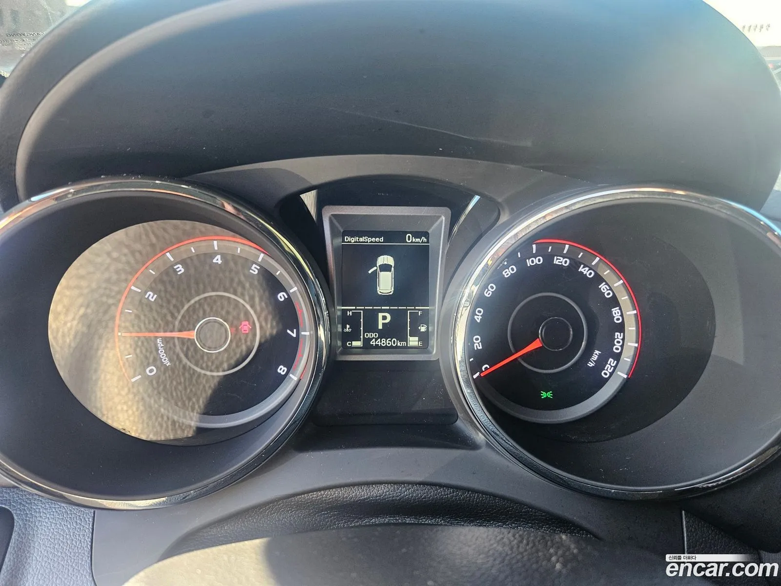 KG Mobility (SsangYong) Tivoli Armour 2018 — 2