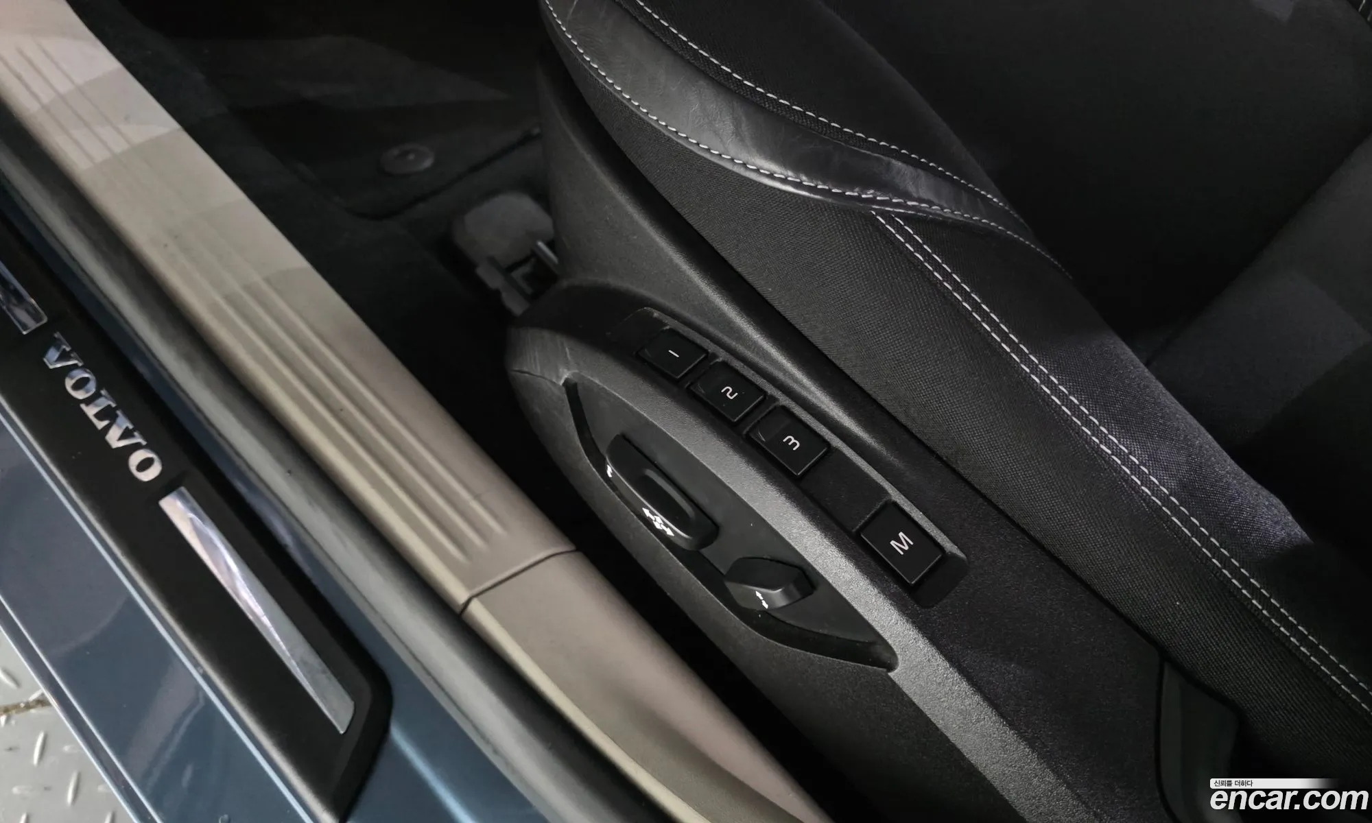 Volvo V40 2014 — 15