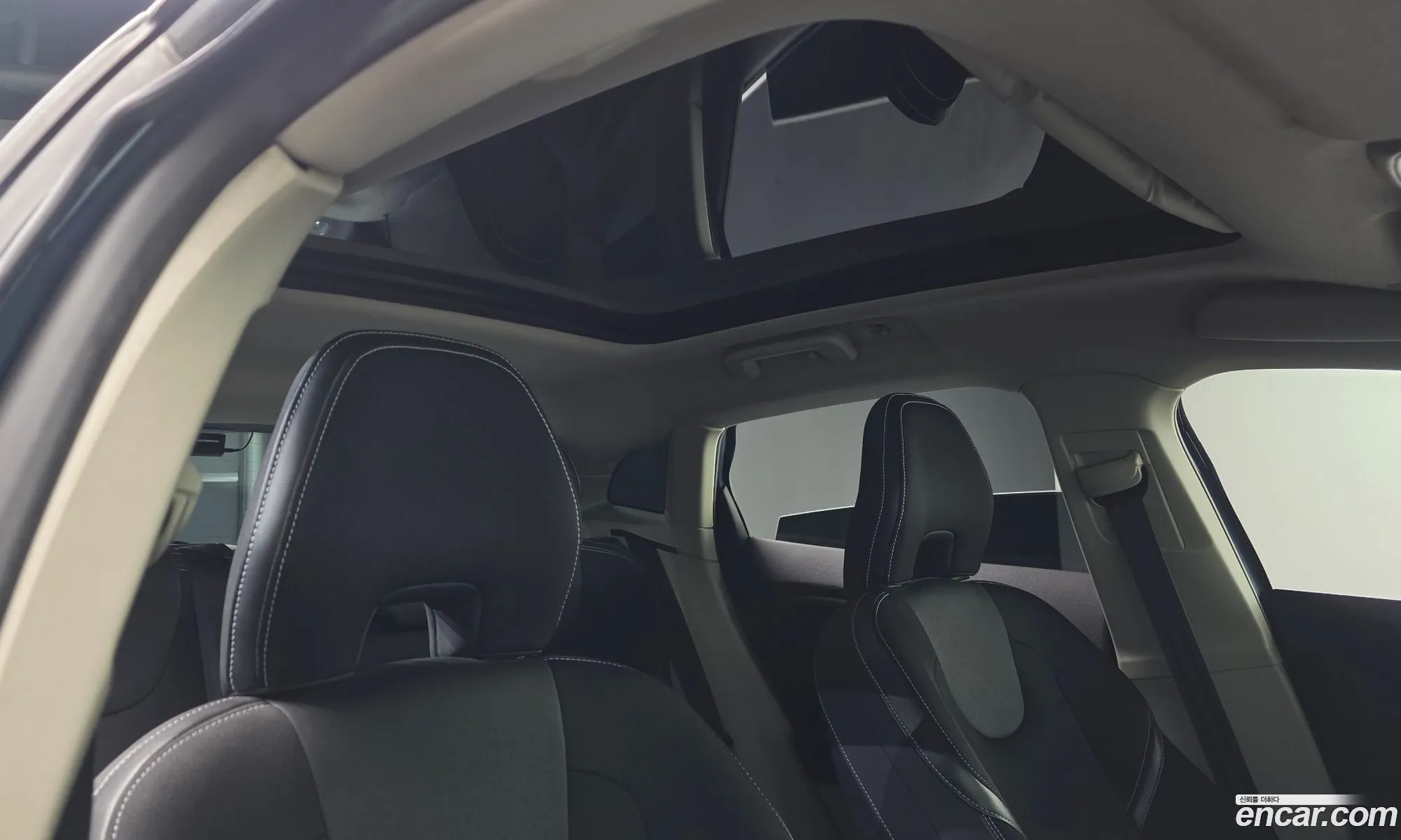 Volvo V40 2014 — 3