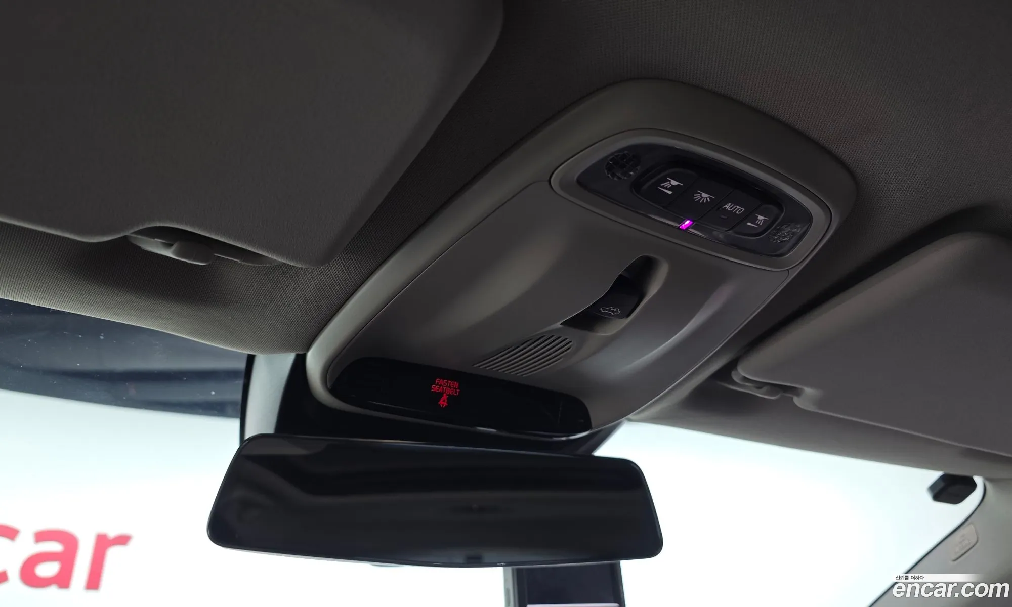 Volvo V40 2014 — 17