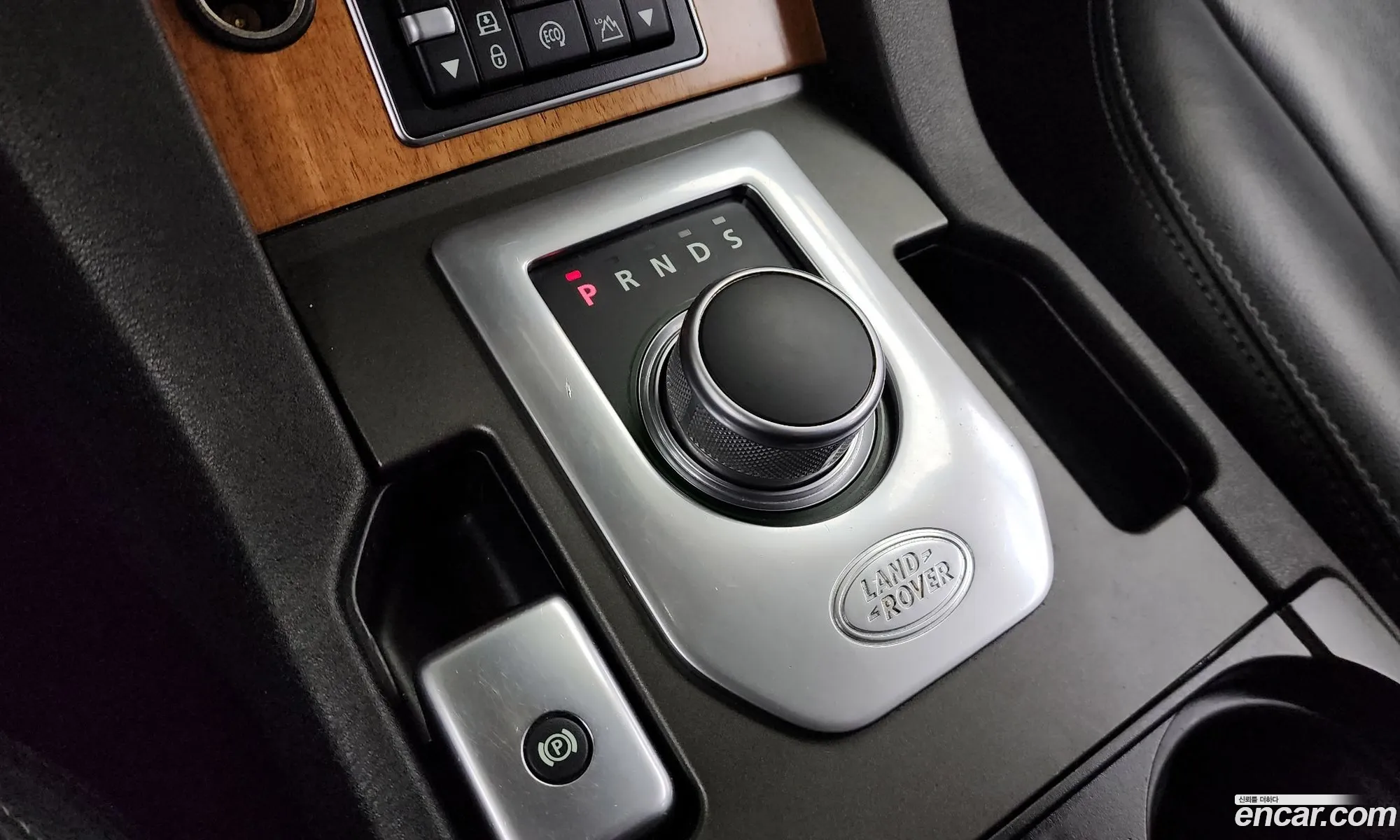 Land Rover Discovery 4 2015 SALLAAAG6FA743906 — 9