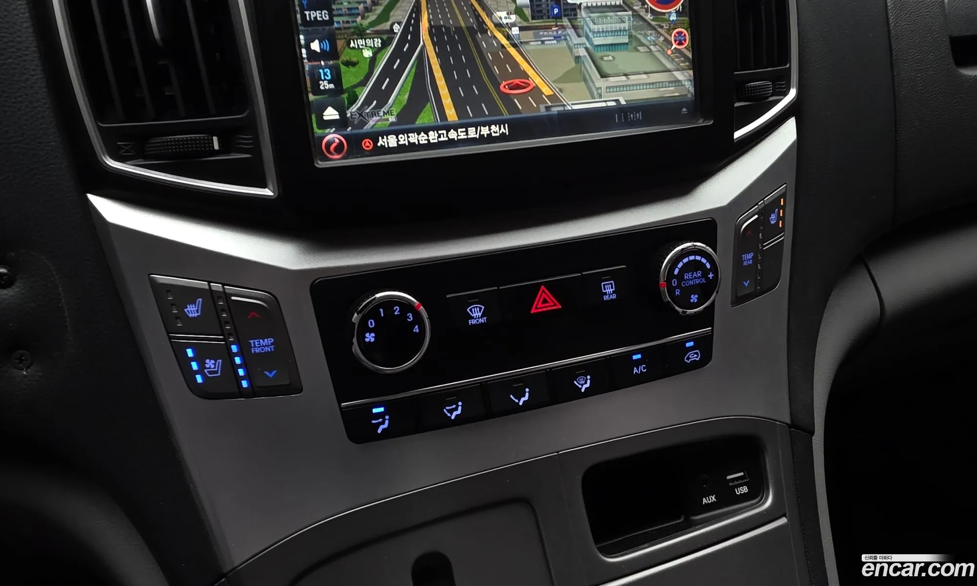 Hyundai Grand Starex 2019 — 17