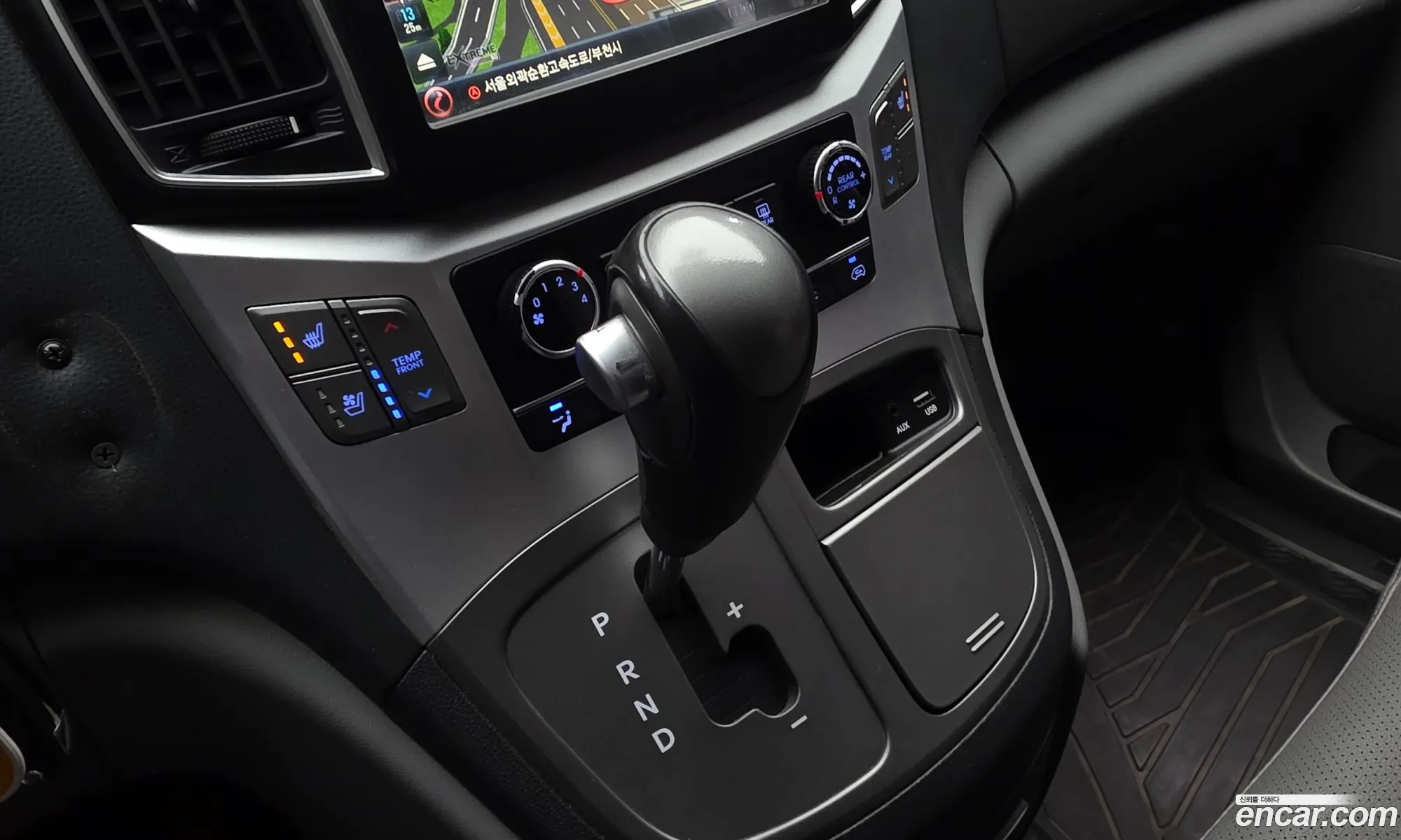 Hyundai Grand Starex 2019 — 3