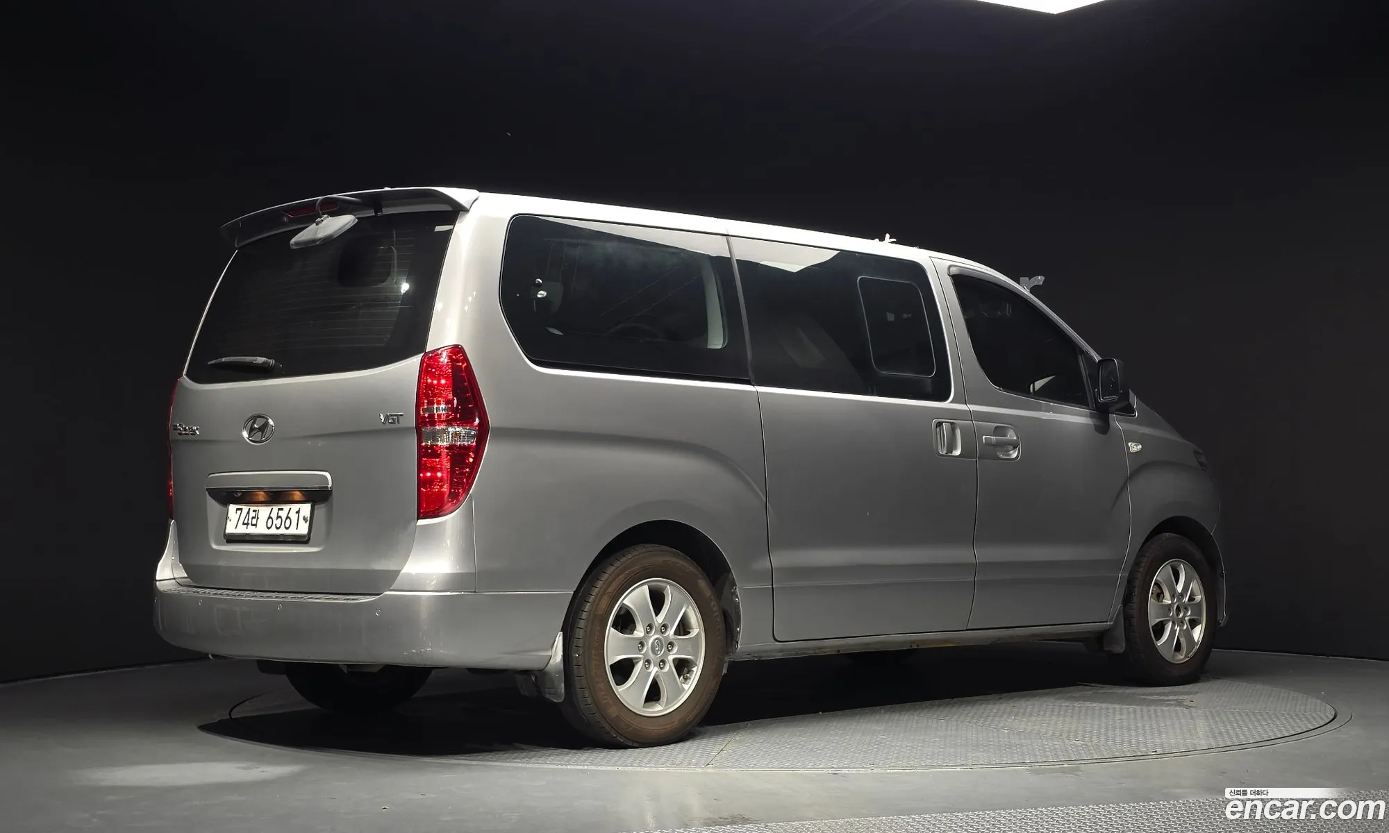 Hyundai Grand Starex 2019 — 19