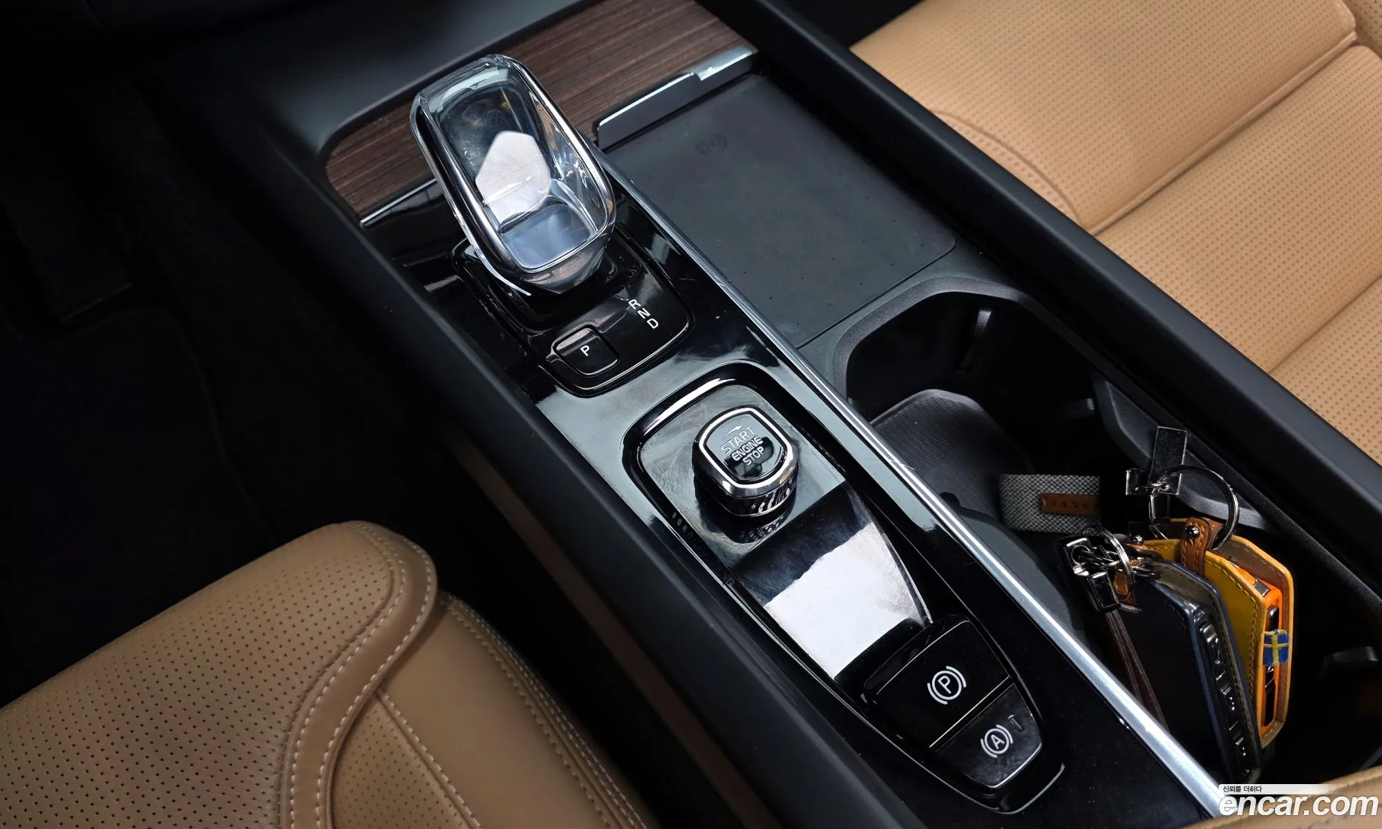 Volvo XC60 2022 — 16