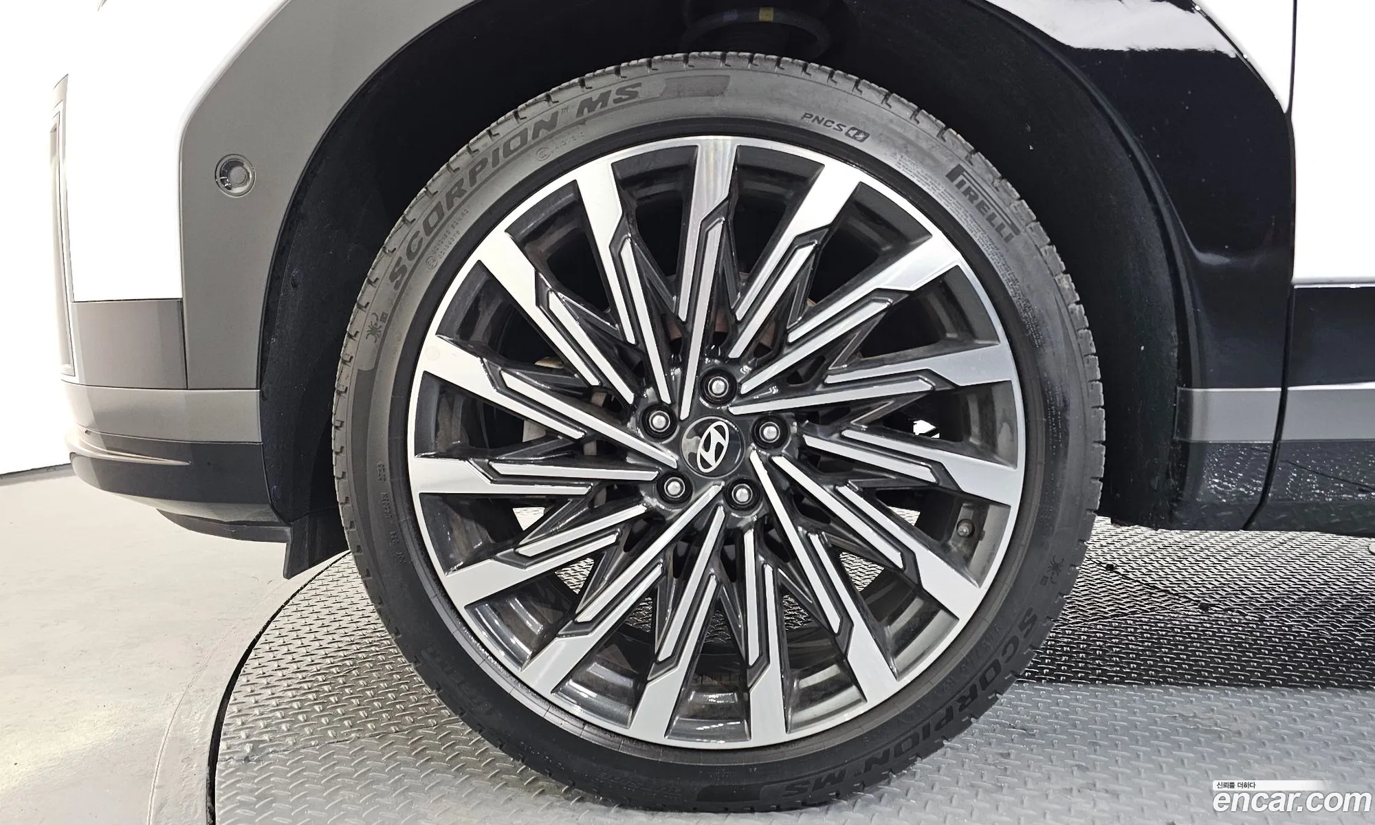 Hyundai Santa Fe 2023 — 15