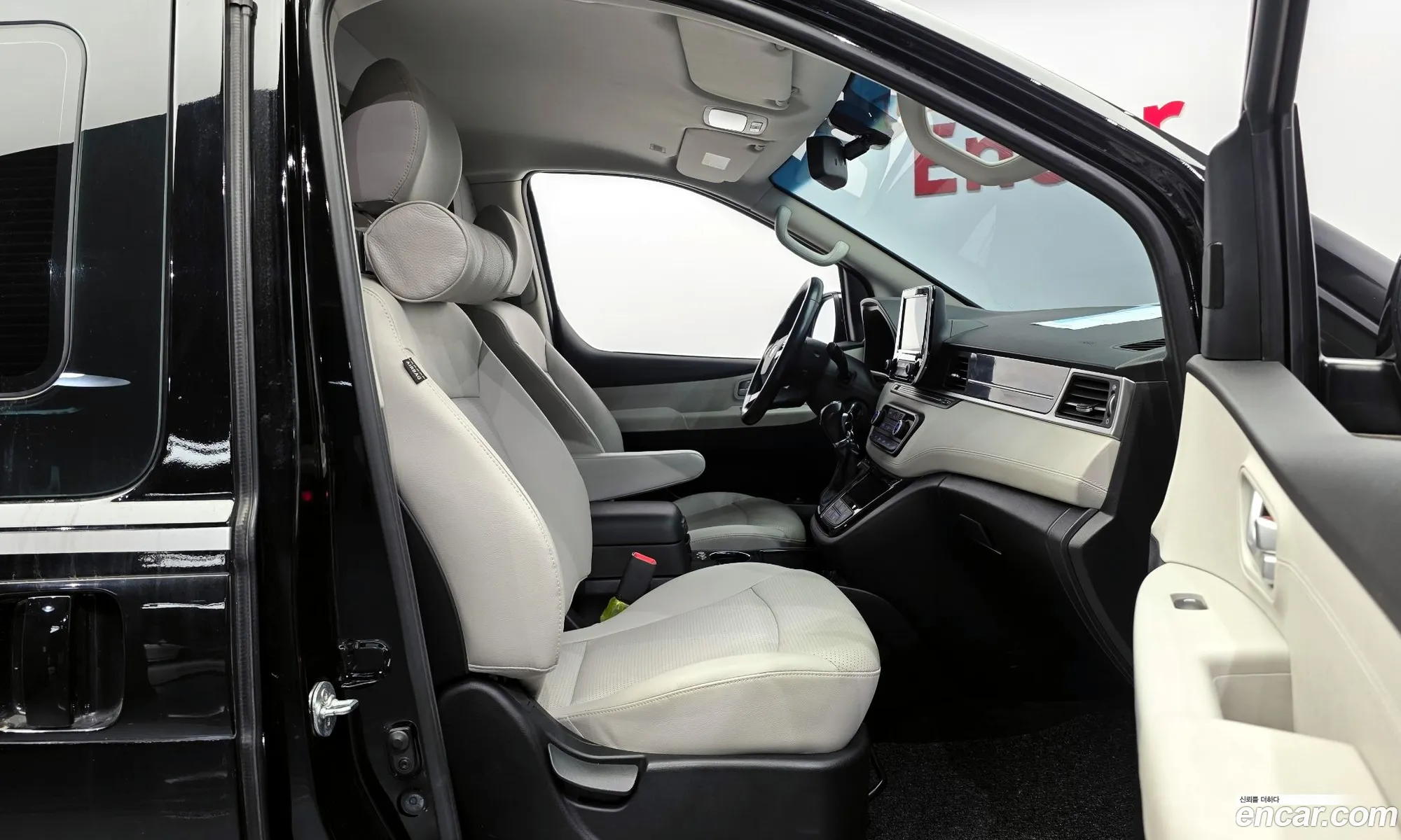 Hyundai Grand Starex 2019 — 3
