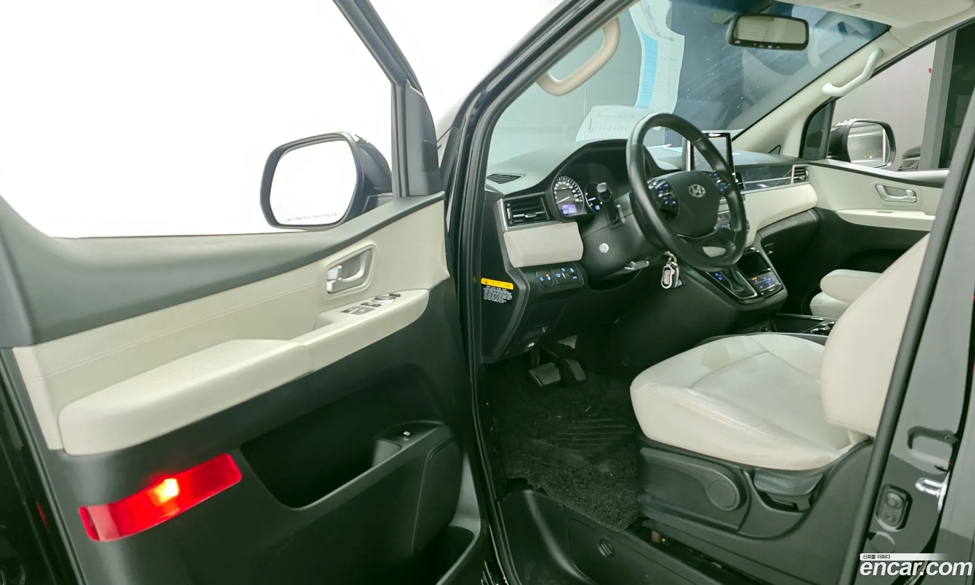 Hyundai Grand Starex 2019 — 15