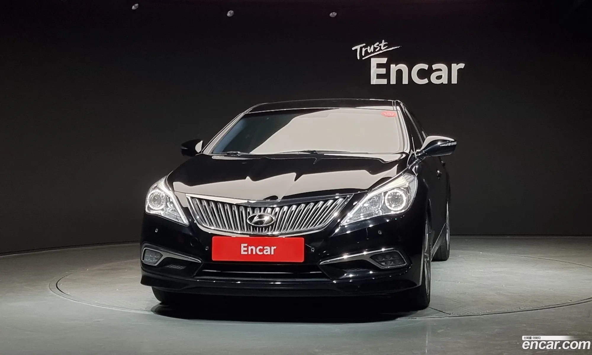 Hyundai Grandeur HG 2016 — 19