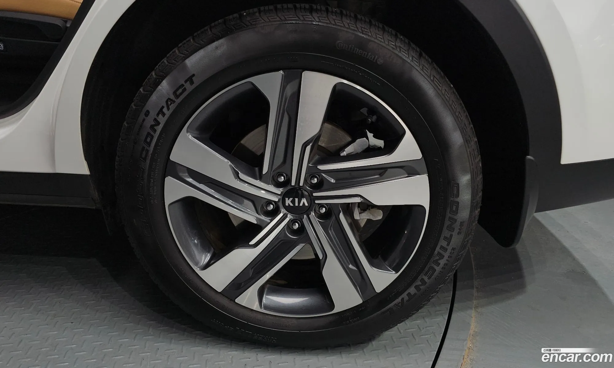 Kia Sorento 2020 — 17