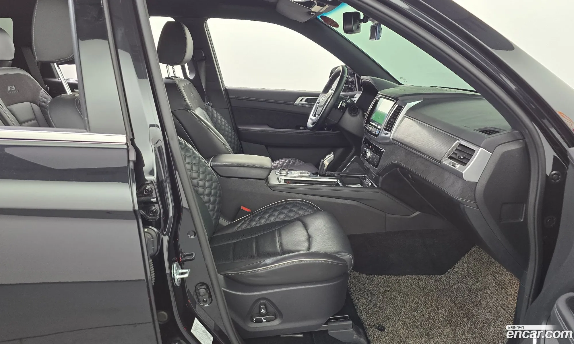 KG Mobility (SsangYong) Rexton 2020 — 15