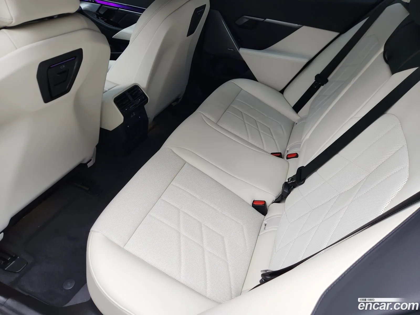 BMW 5 Series 2025 — 4