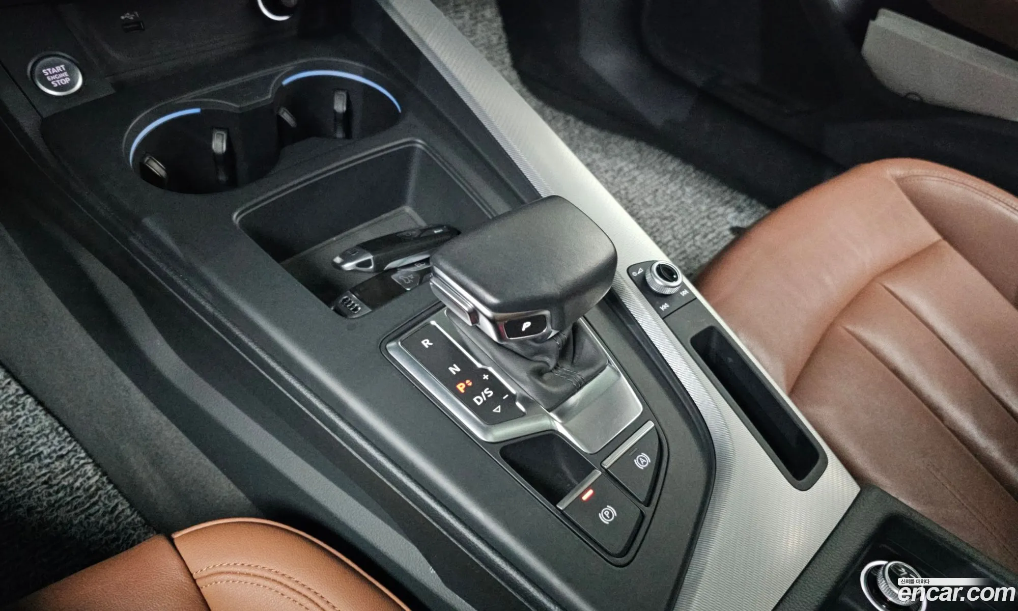 Audi A4 2020 WAUZZZF40LA060674 — 13