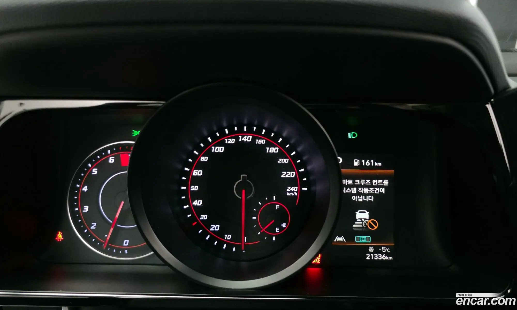 Hyundai Elantra 2020 — 13