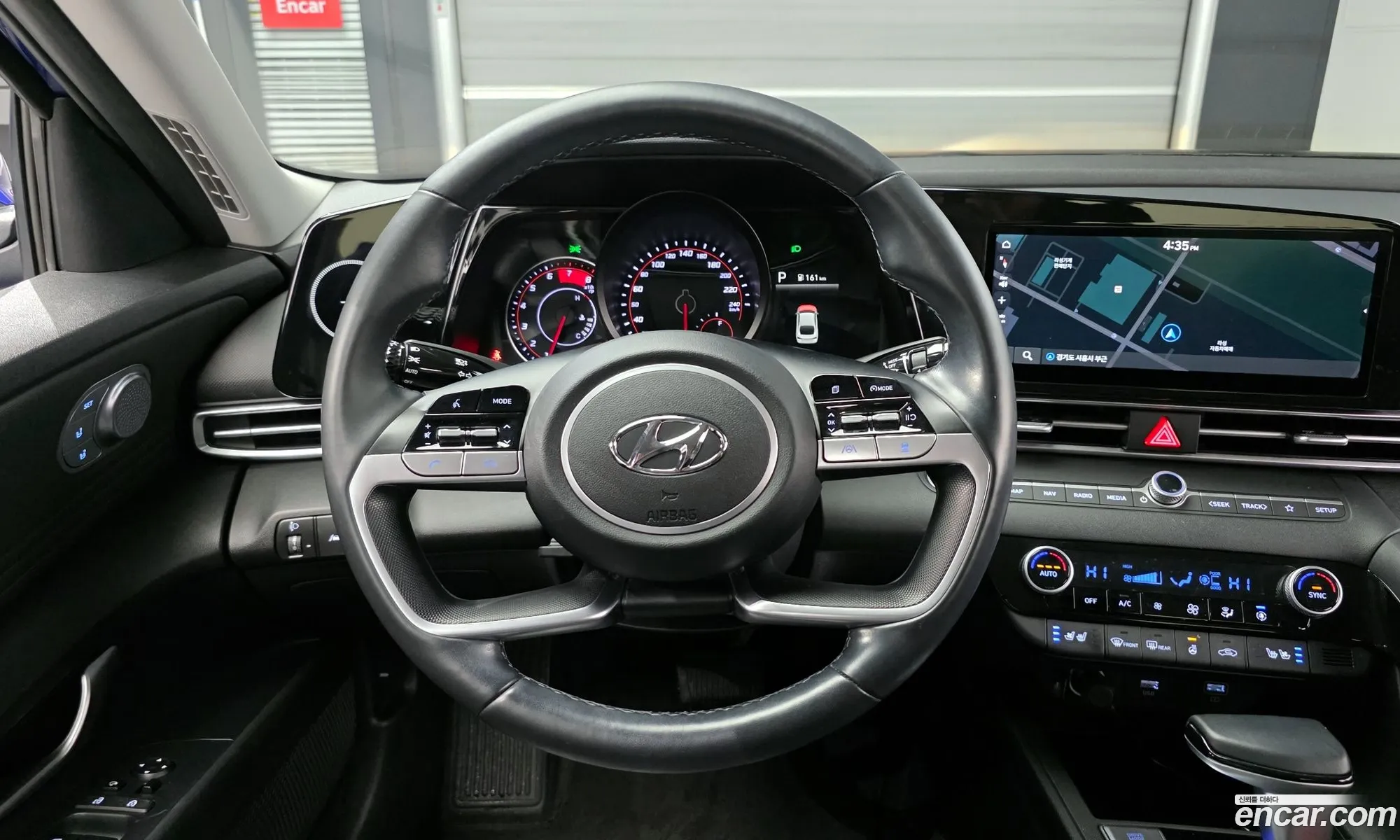 Hyundai Elantra 2020 — 2