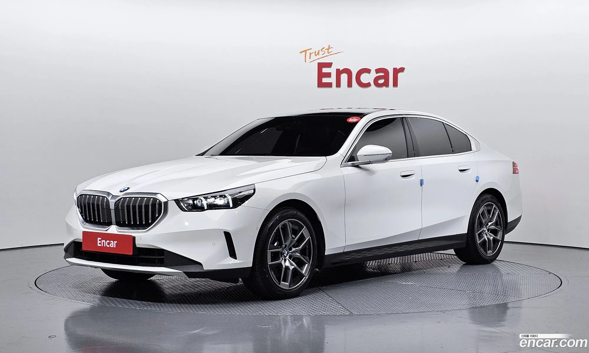 BMW 5 Series 2023 — 2