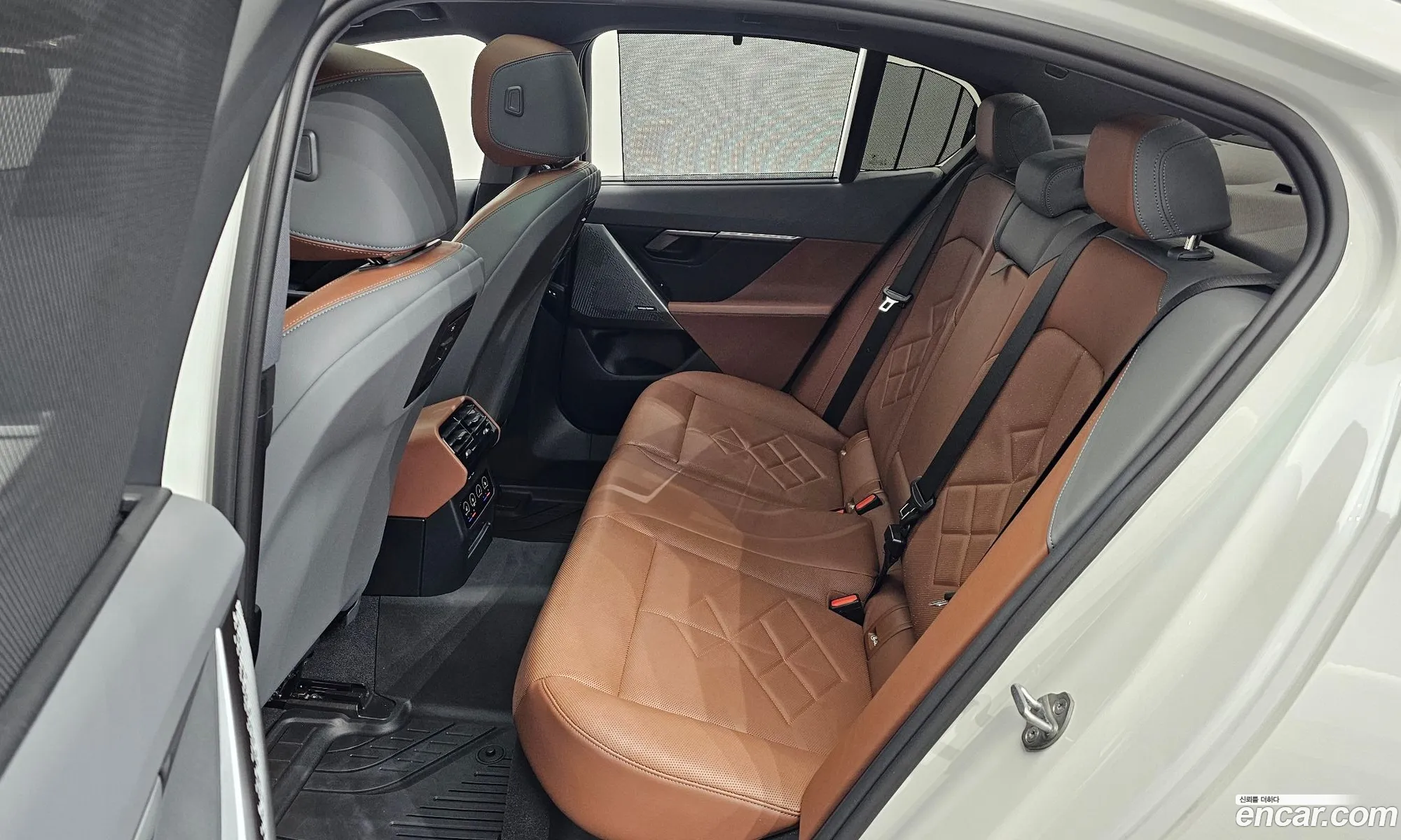 BMW 5 Series 2023 — 18