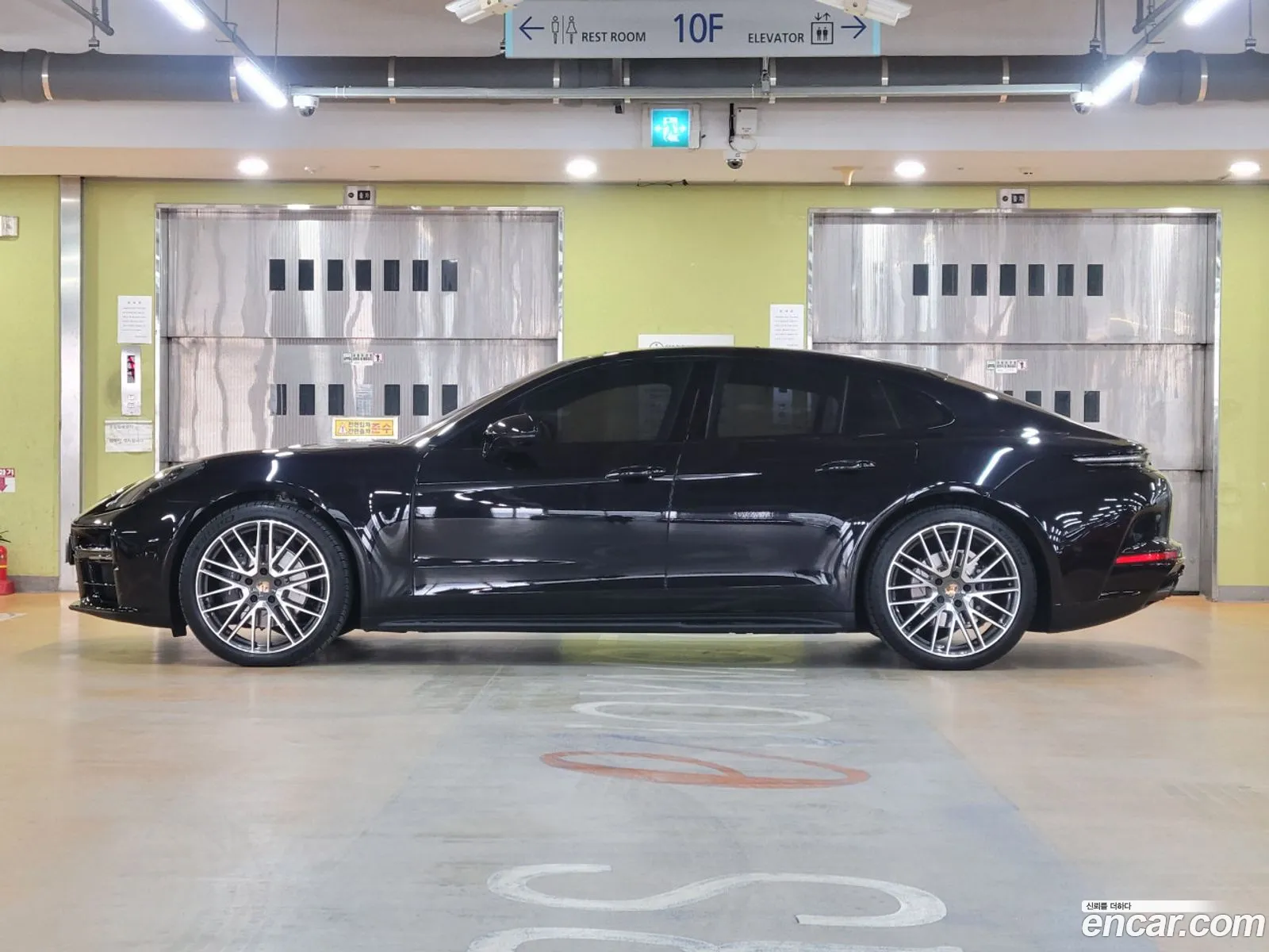 Porsche Panamera 2024 — 2