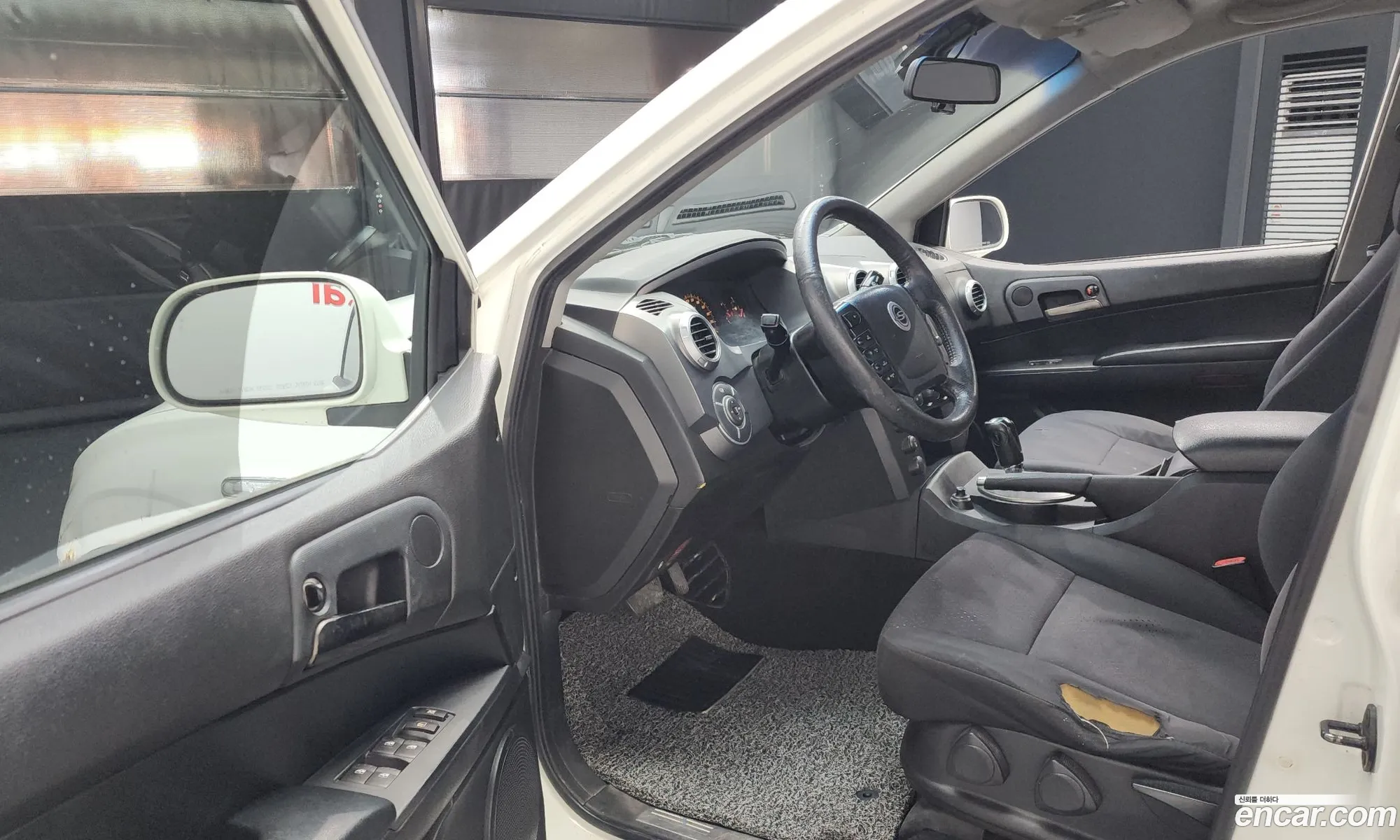 KG Mobility (SsangYong) Actyon Sports 2010 — 12