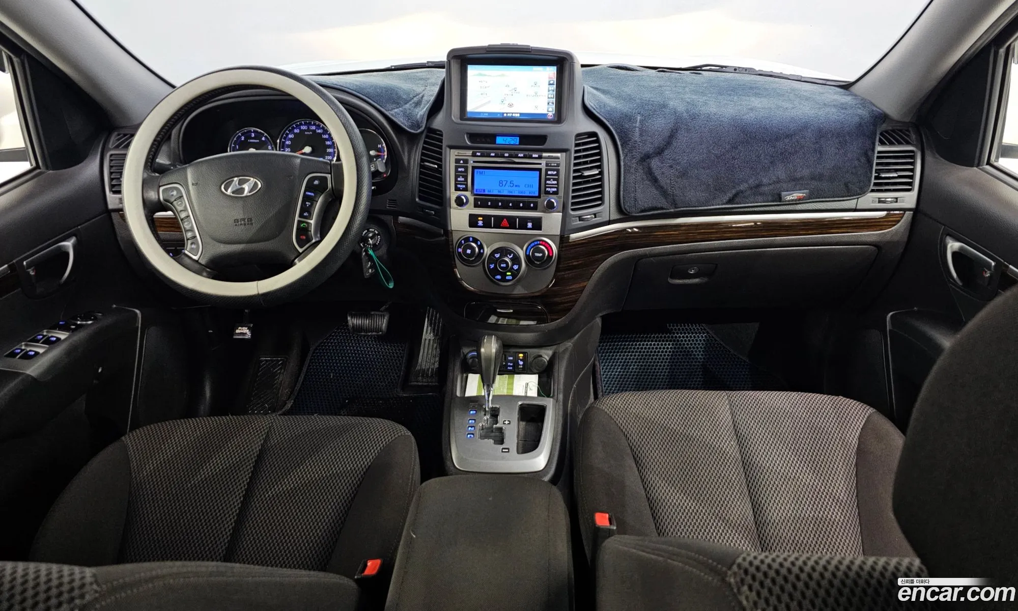 Hyundai Santa Fe CM 2011 — 17