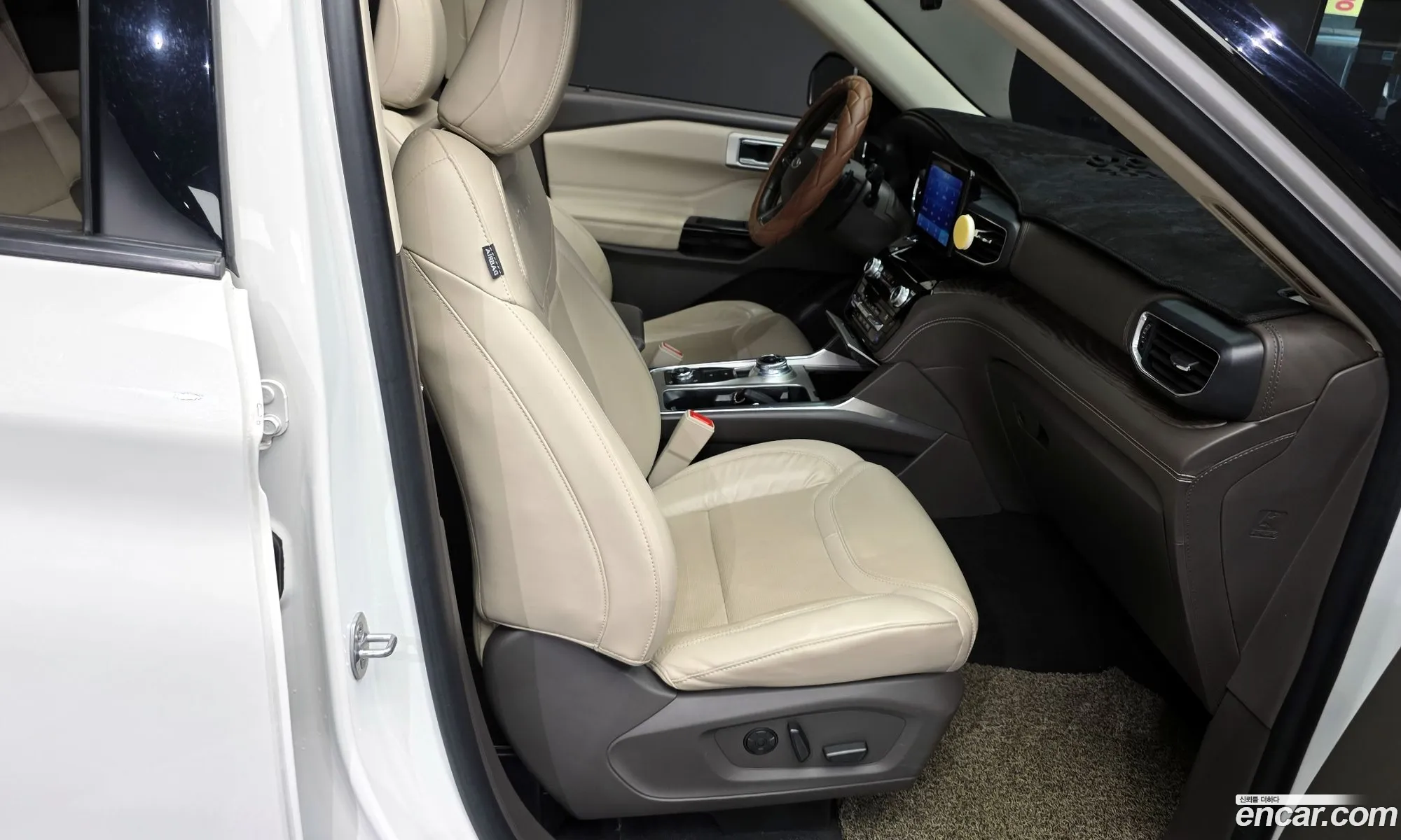 Ford Explorer 6th Gen 2021 1FM5K8HC0MGA98419 — 18