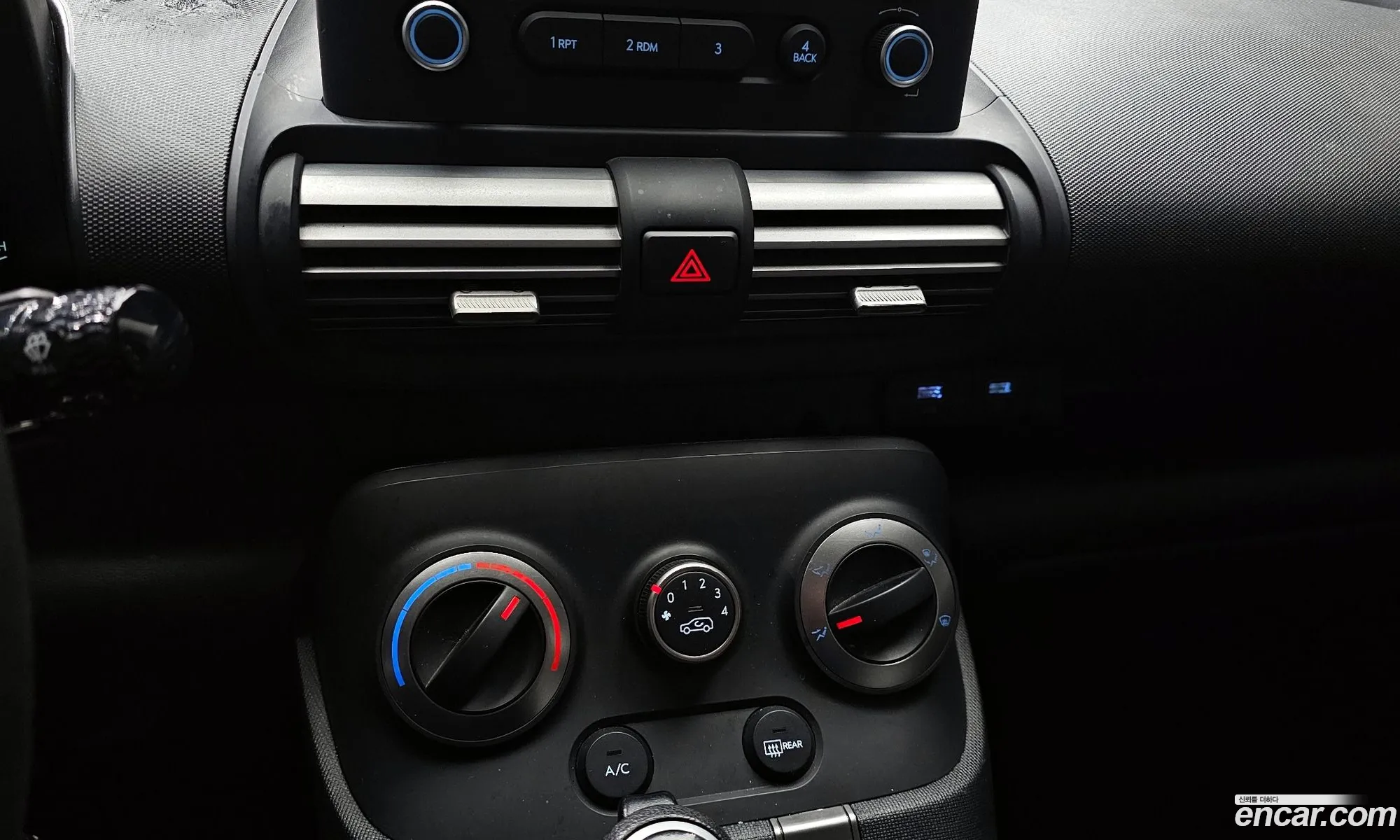 Hyundai Casper 2022 — 12
