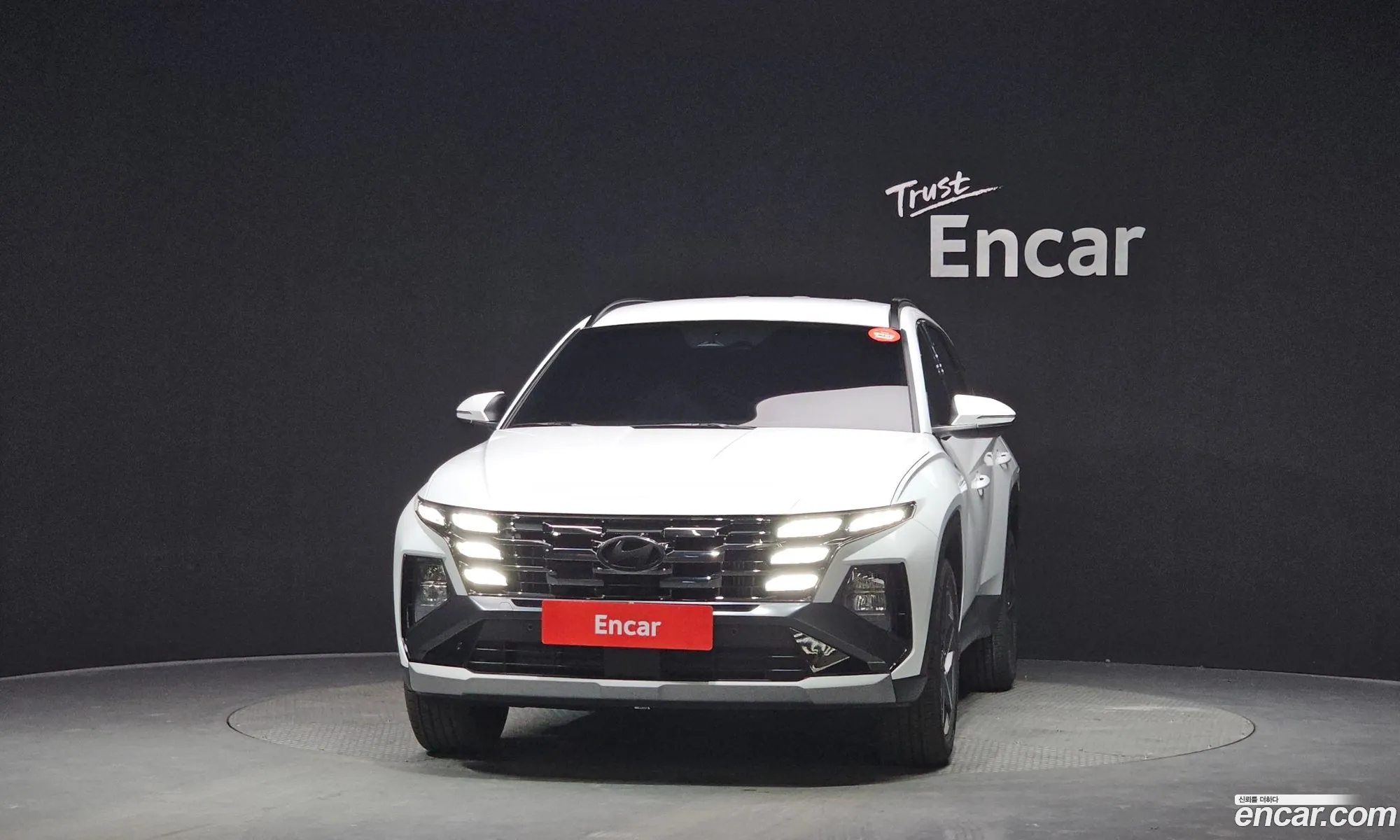 Hyundai Tucson Hybrid 2025 — 16