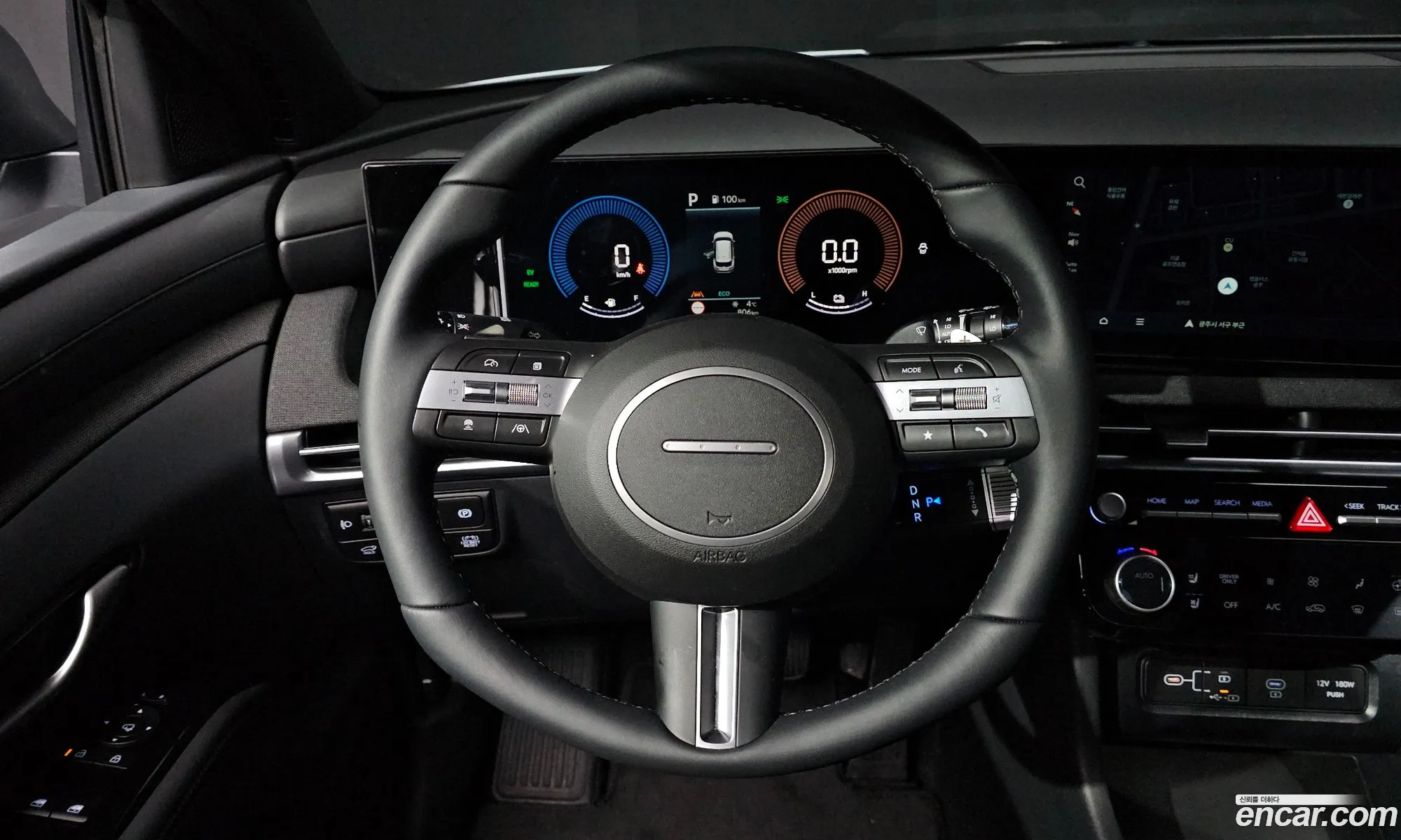 Hyundai Tucson Hybrid 2025 — 18