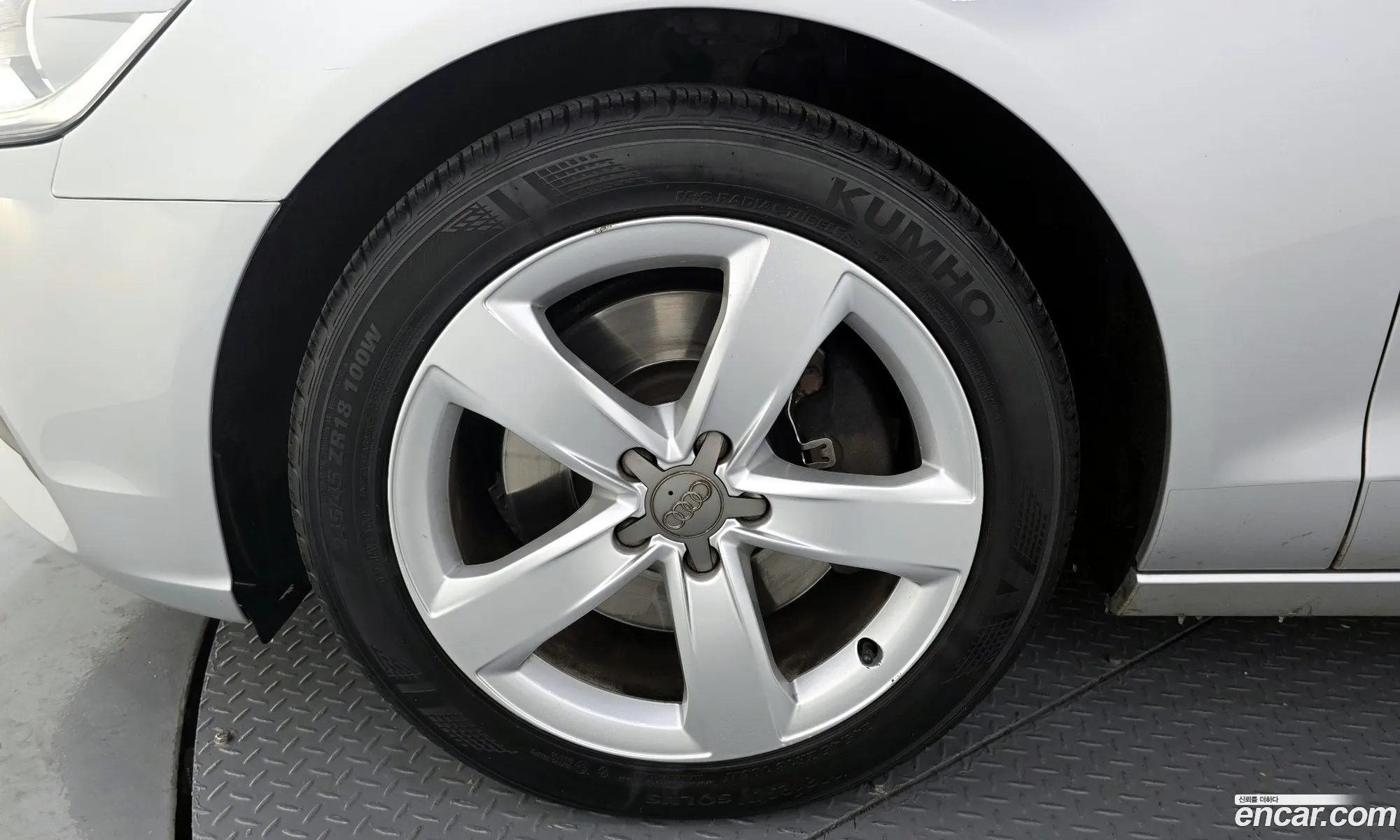 Audi A6 2014 — 10