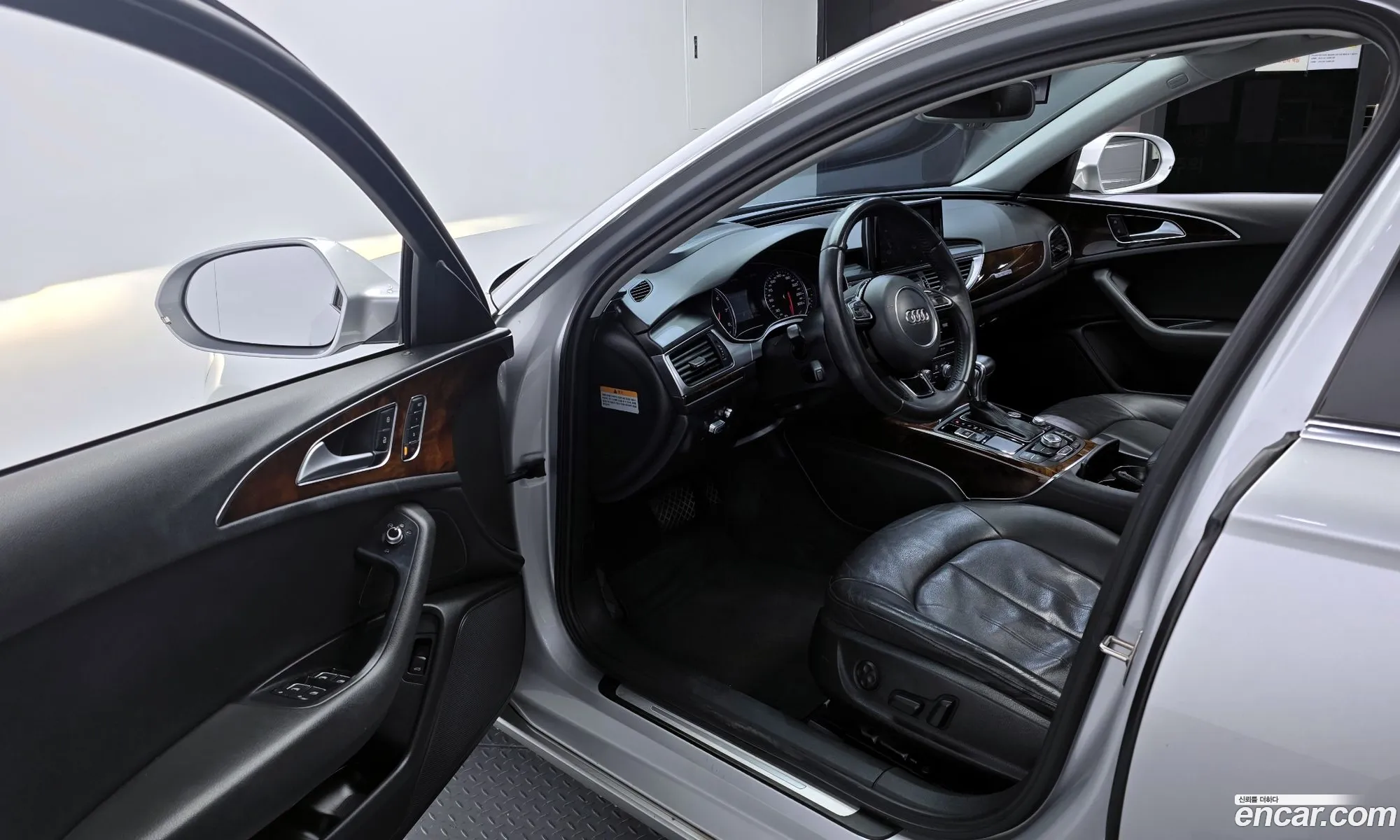 Audi A6 2014 — 16
