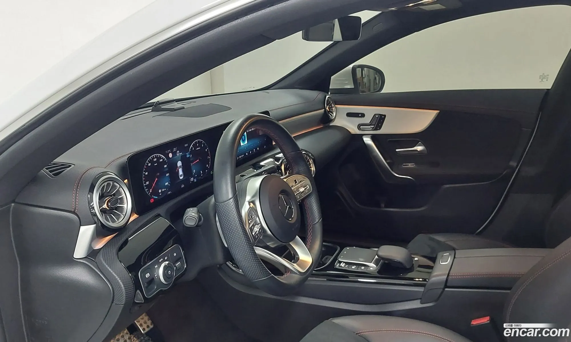 Mercedes-Benz CLA-Class C118 2023 — 12