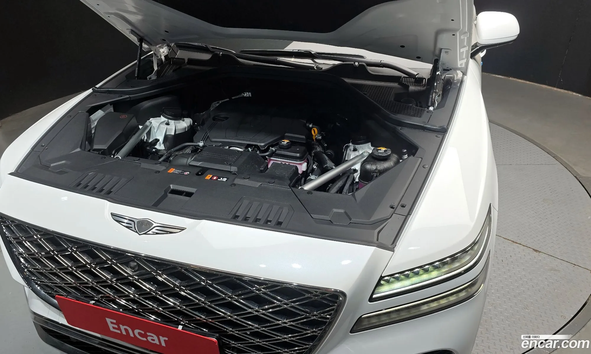 Genesis GV80 2025 — 8