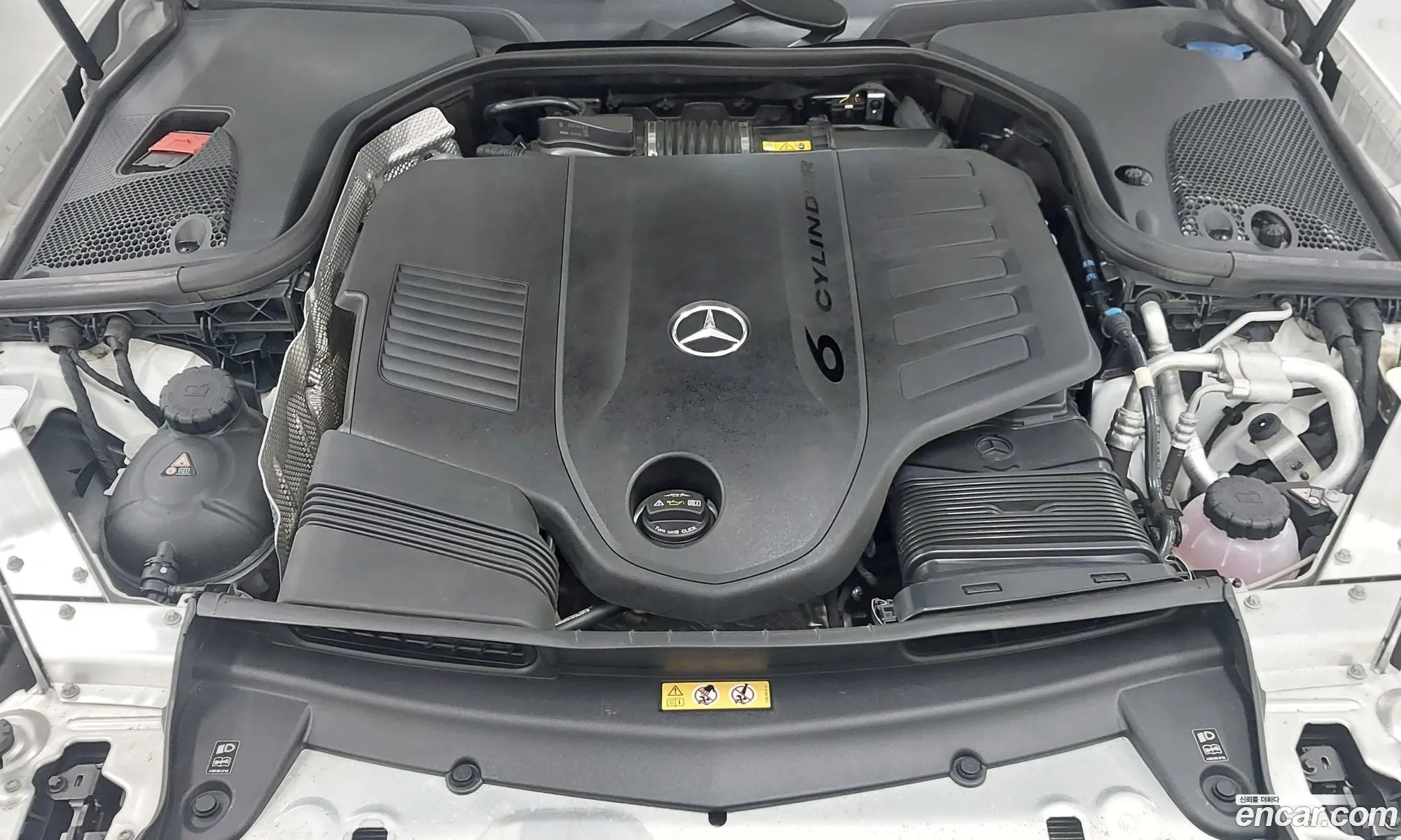 Mercedes-Benz E-Class W213 2022 — 15