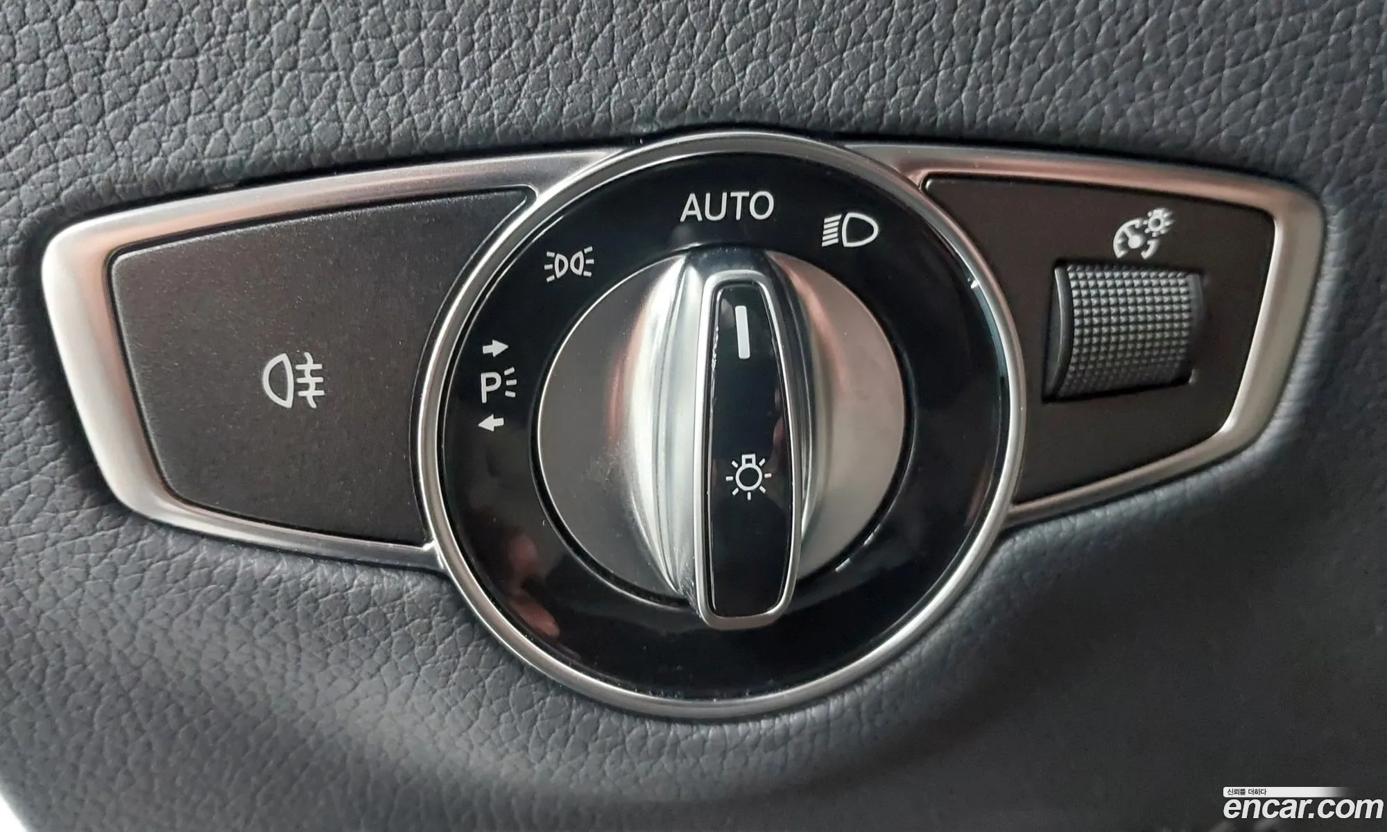 Mercedes-Benz E-Class W213 2022 — 18