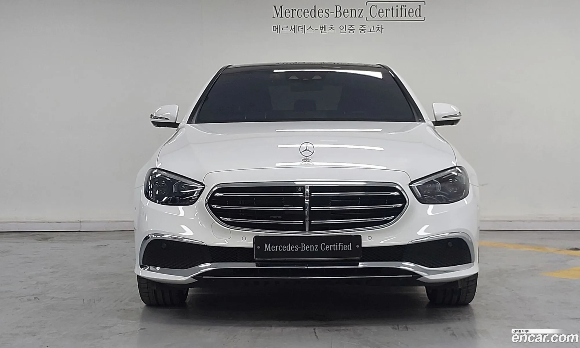 Mercedes-Benz E-Class W213 2022 — 17