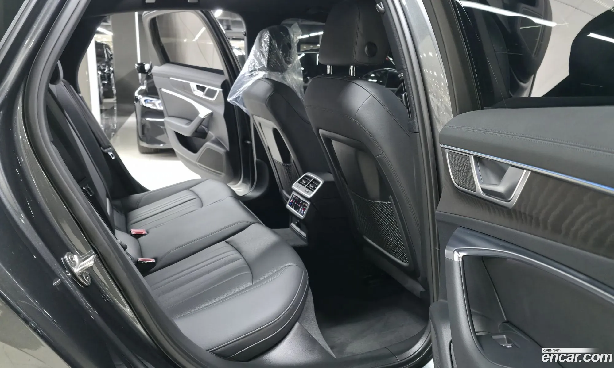 Audi A6 2021 — 2