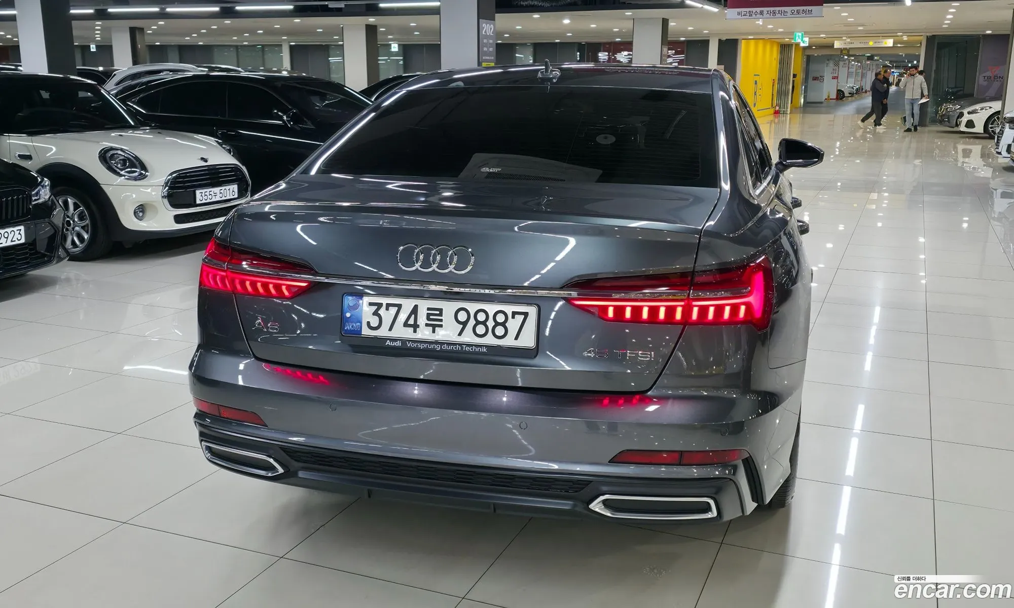 Audi A6 2021 — 10