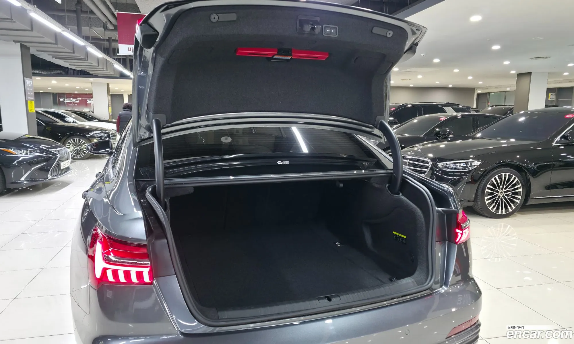 Audi A6 2021 — 14